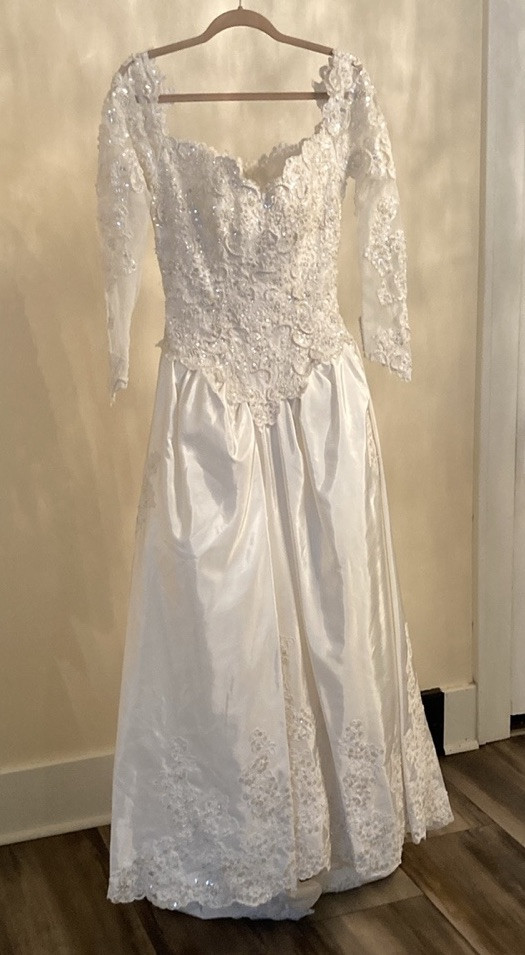 Vintage Jasmine Wedding Dress