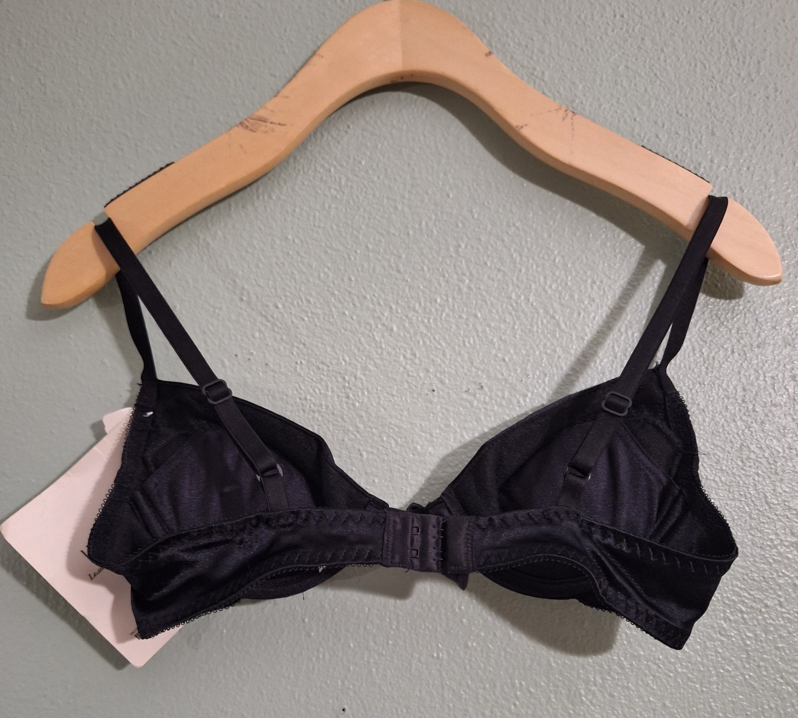 NWT VTG Lily of France Women 36A Black Satin Finish Padded Underwire Bra Elegant
