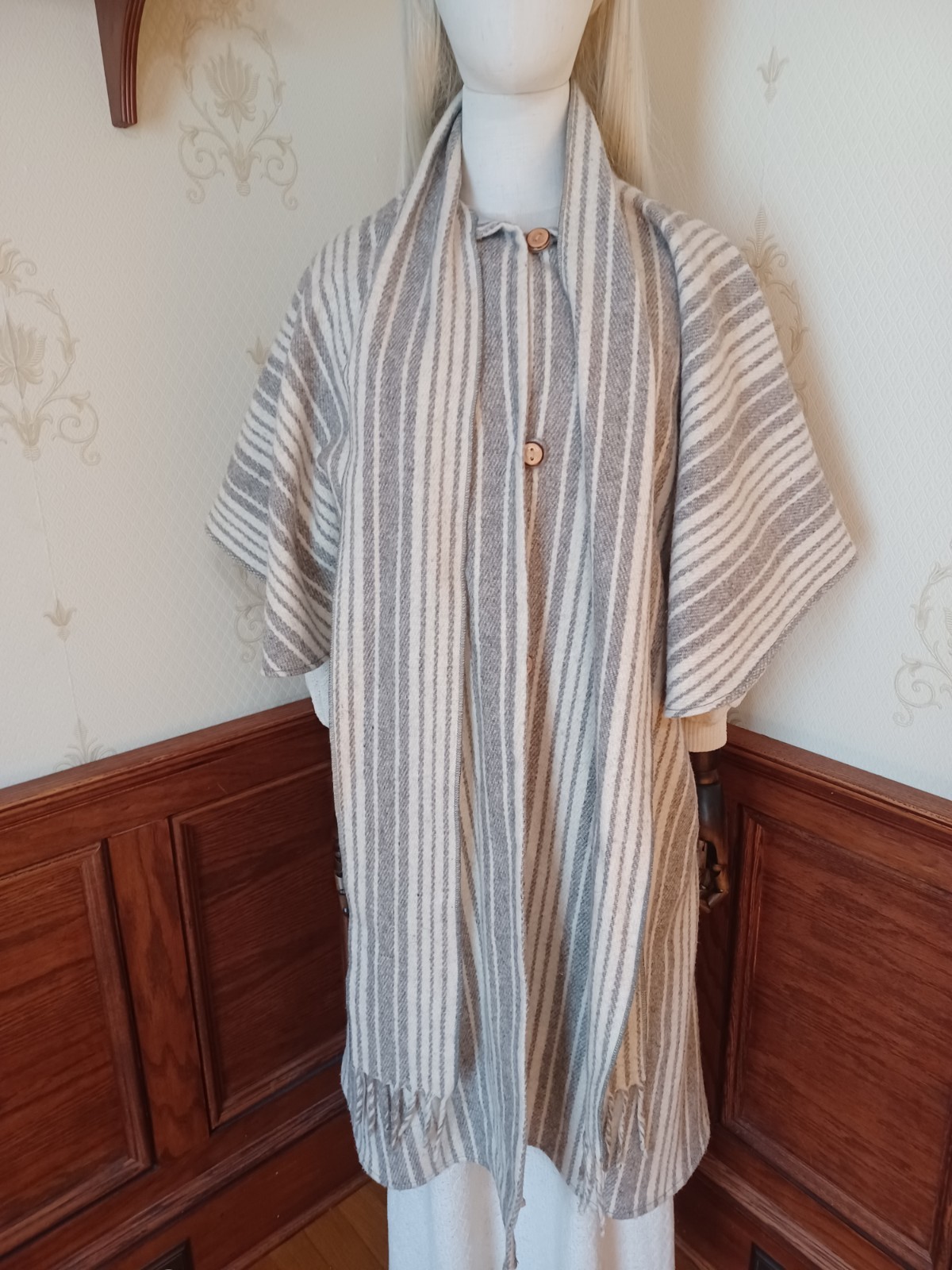 Vintage 1960s/1970s Grey Stripe Wool Boho Victorian Cottagecore Cloak Coat