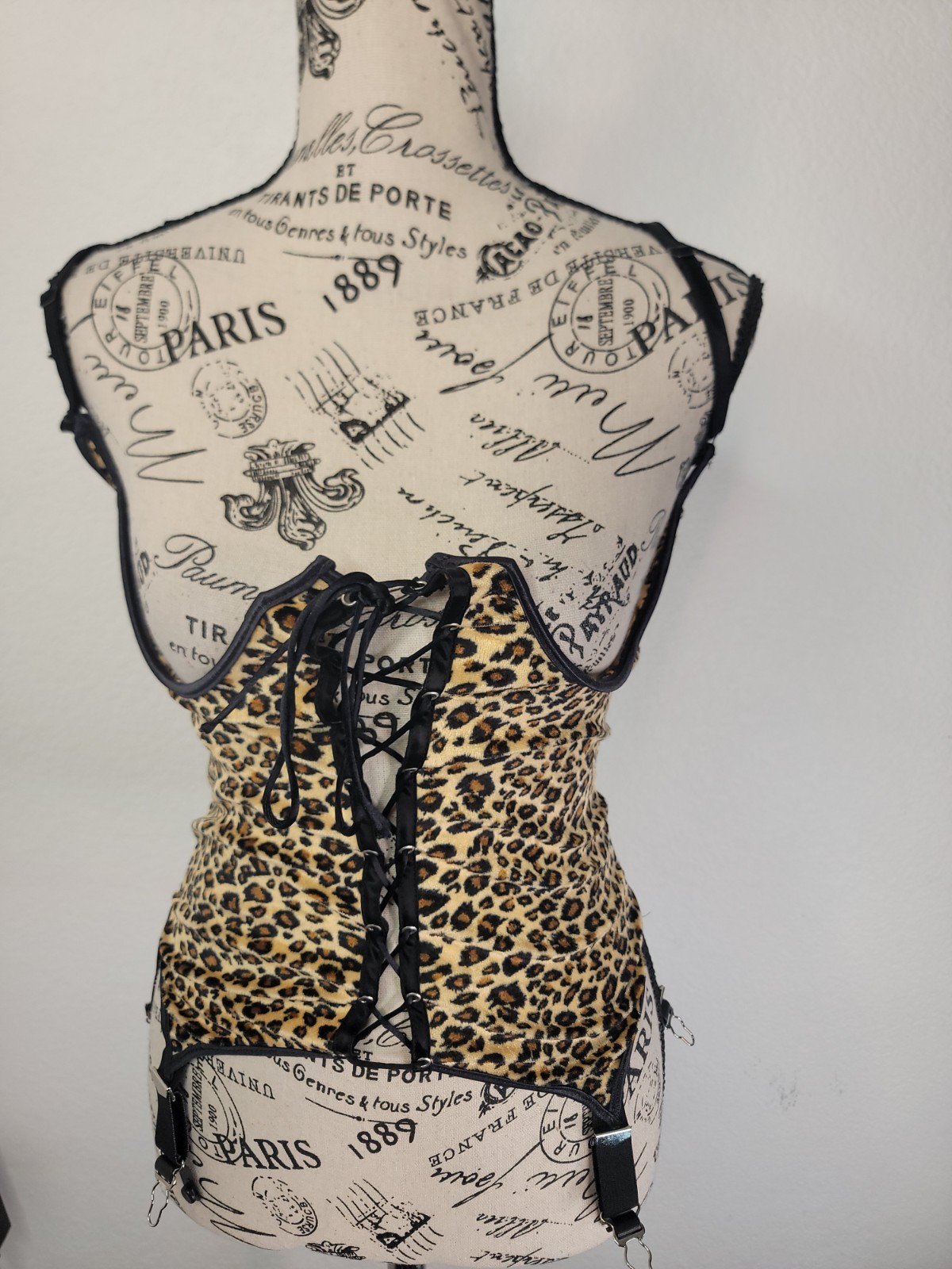 Vintage Velvet Lace Up Cheetah Print Corset Sz Small „Shame” Brand Sz 6 Garters