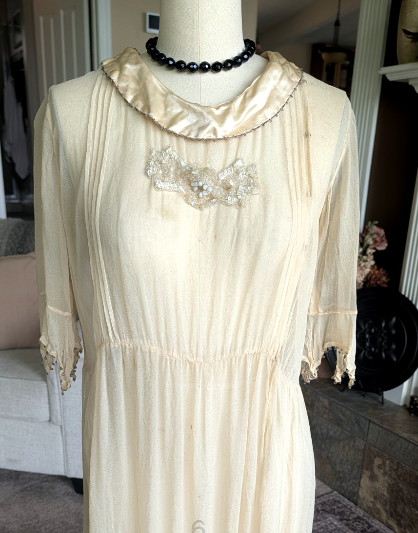 Antique 1920s silk beaded sheer dress beige flapper 40″ bust bead trim