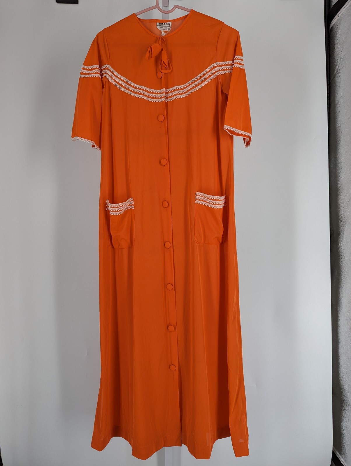 Vtg 70s Singapore Coral Salmon Lace House Beach Relaxed Dress Bowtie Tharoomals
