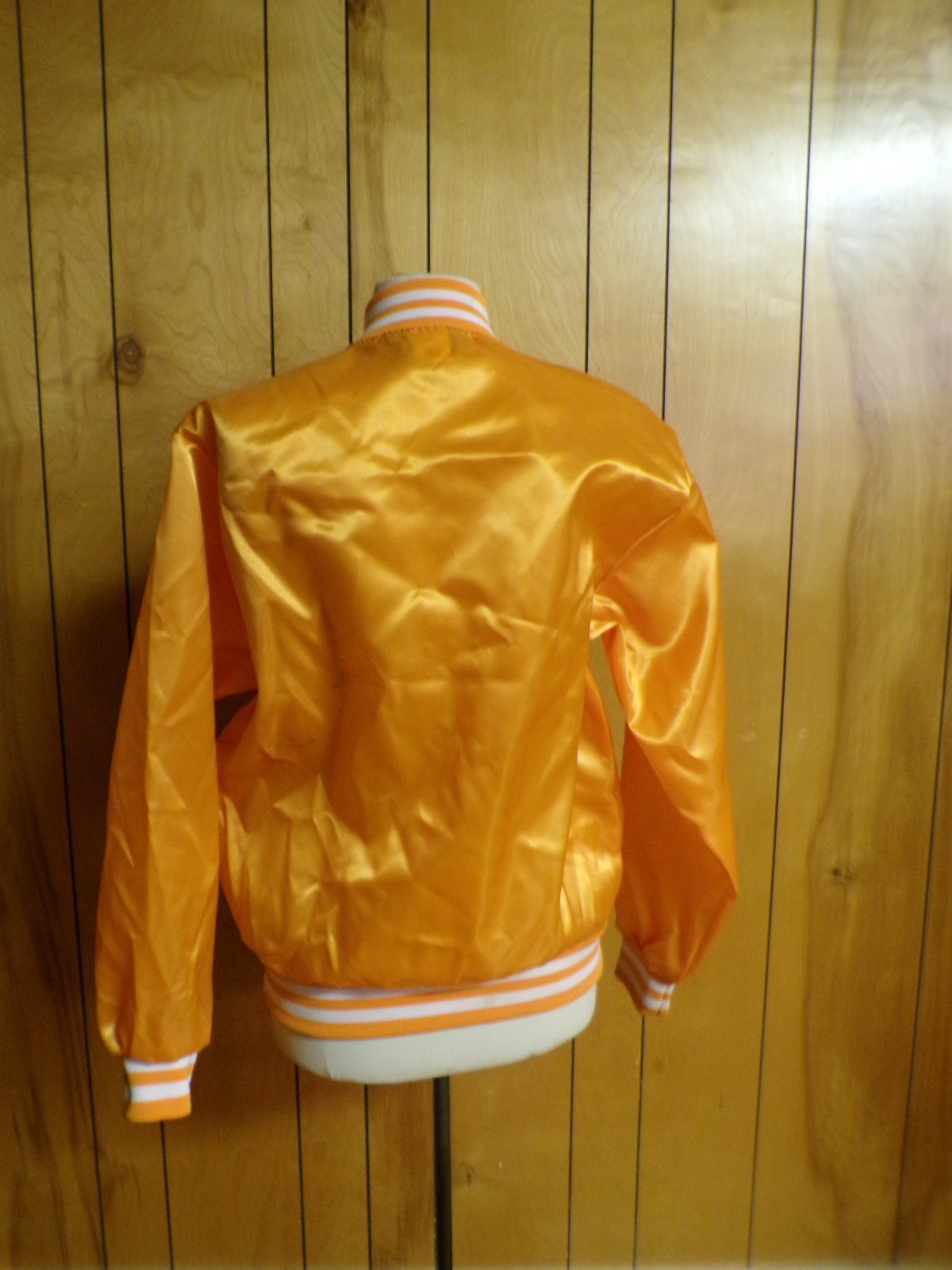 Vintage SWINGSTER Orange Nylon Jacket 34-44″ Waist Size Med.