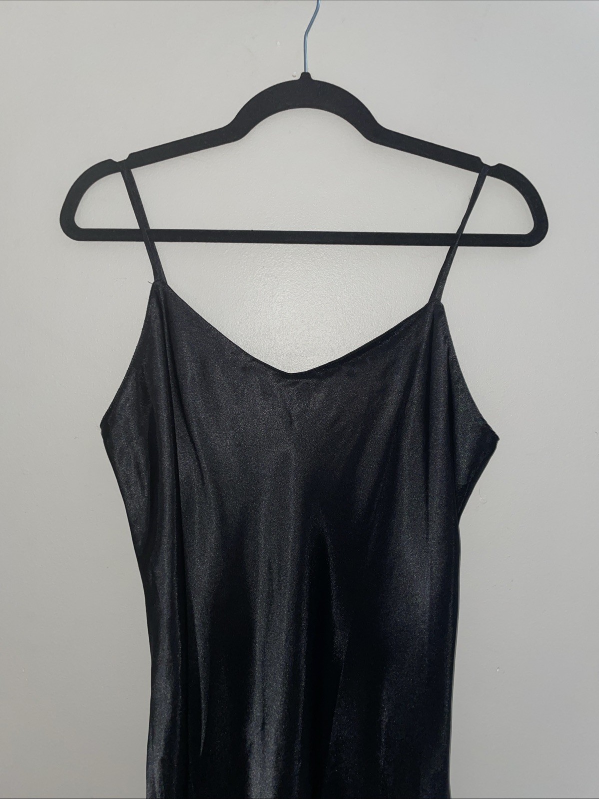 Vanity Fair Satin Negligee Long Slip Dress Spaghetti Strap Black Shiny SZ 34/32