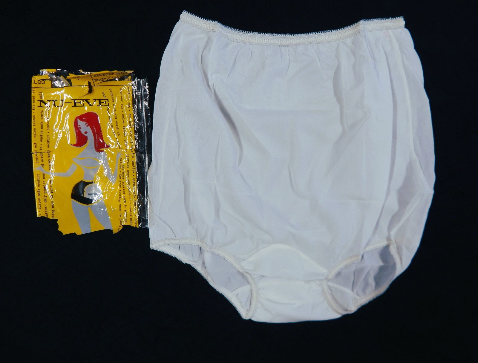 1950s NU-EVE All Nylon Tricot White Mushroom Gusset Pin-Up High-Waist Brief Sz 7