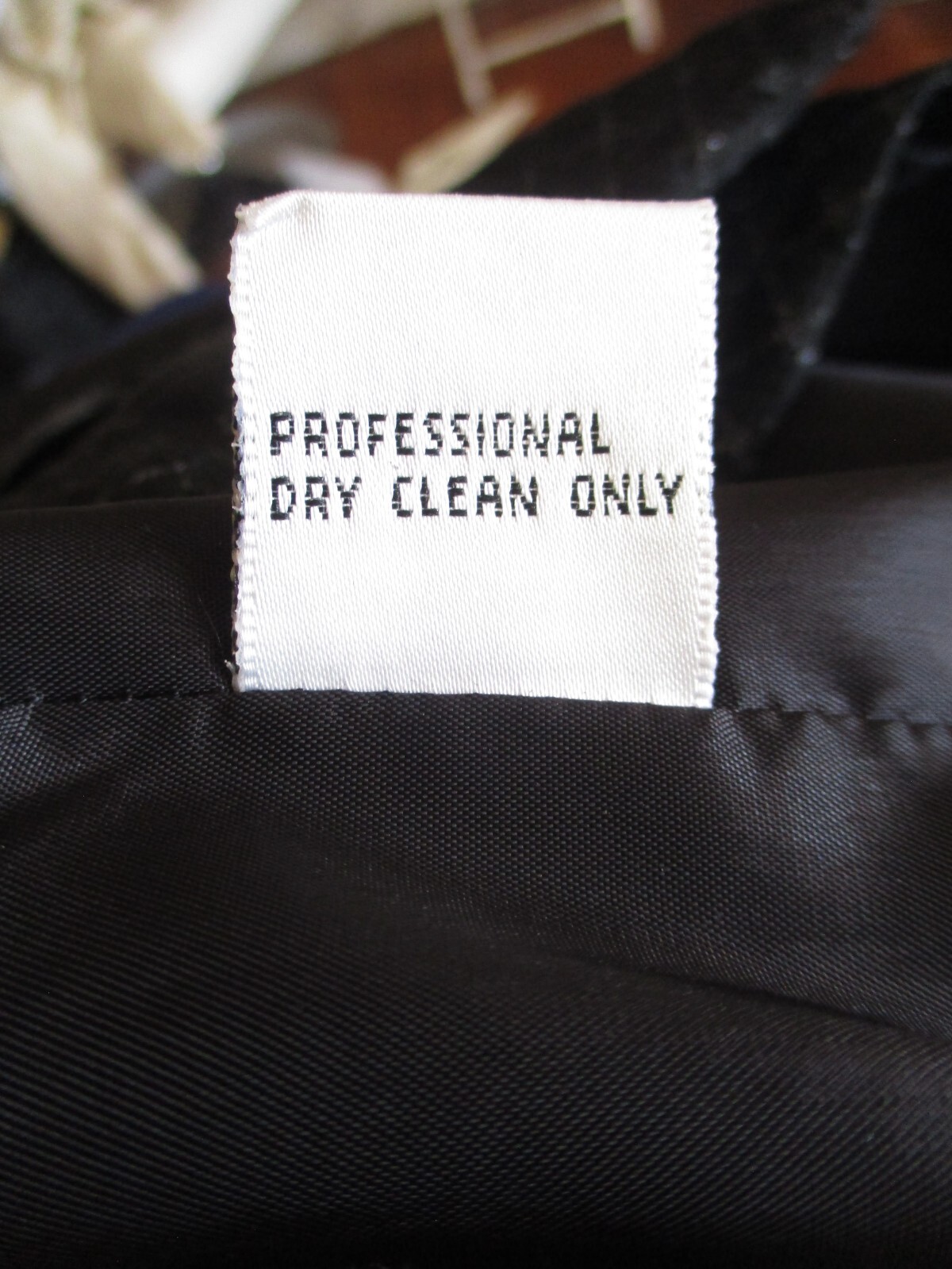 Vtg Bill Blass Skirt Suit Small Women Black Quilted Silver Thread Boxy Jacket