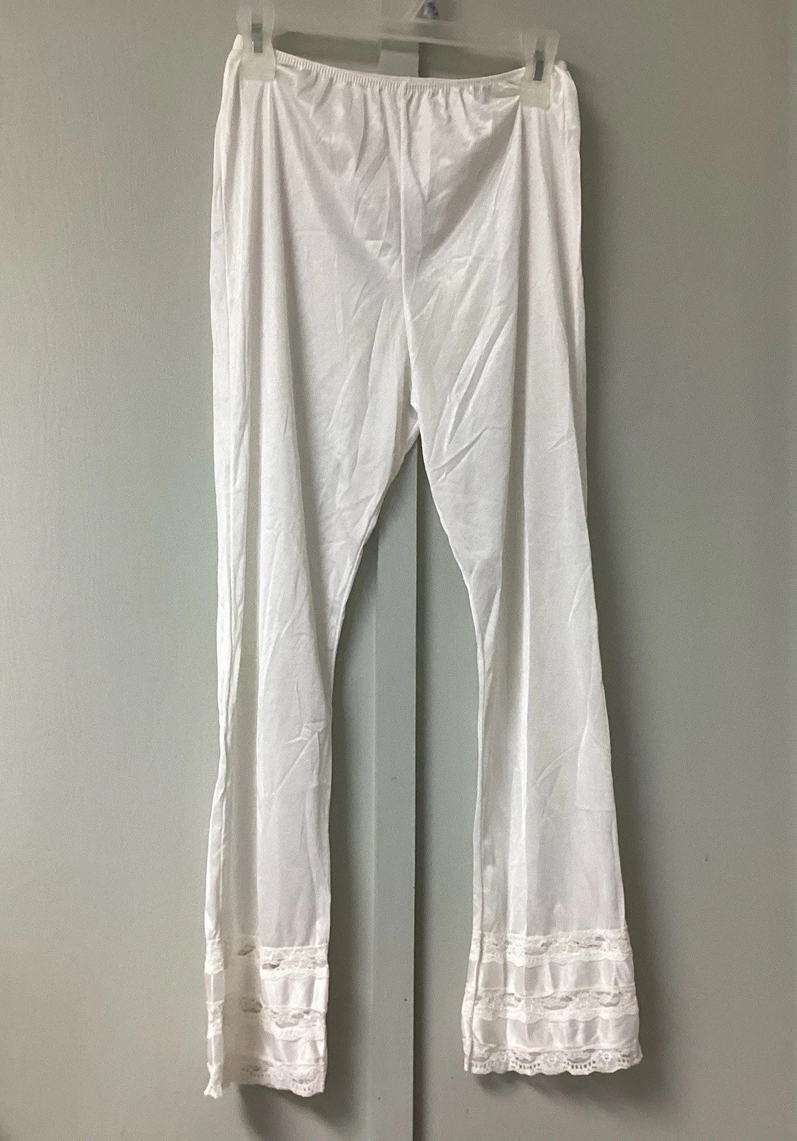 VTG MOVIE STAR WOMENS NYLON Pants Slips Liner BLOOMERS SIZE Medium White Pull On