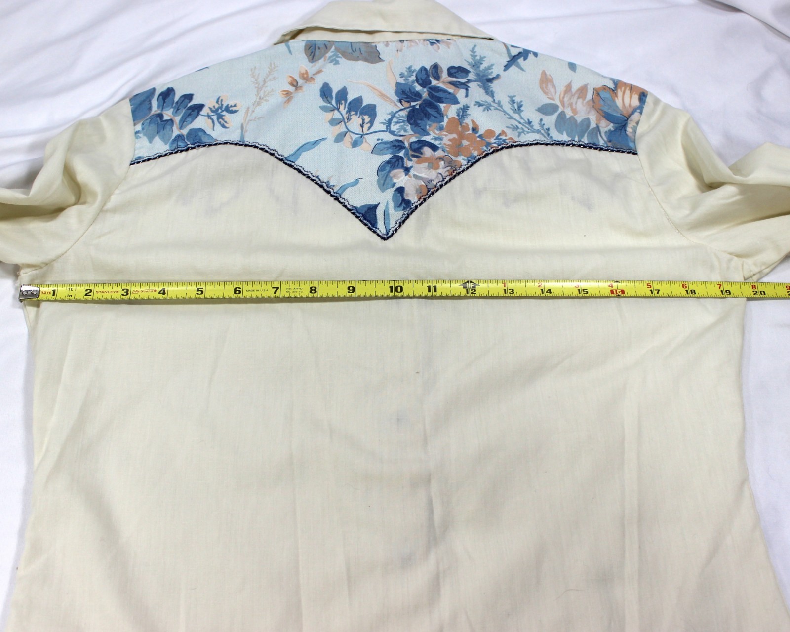 Vintage 70s Karman Western Shirt S/M Thin Floral Embroider Flame Snap Yoke USA