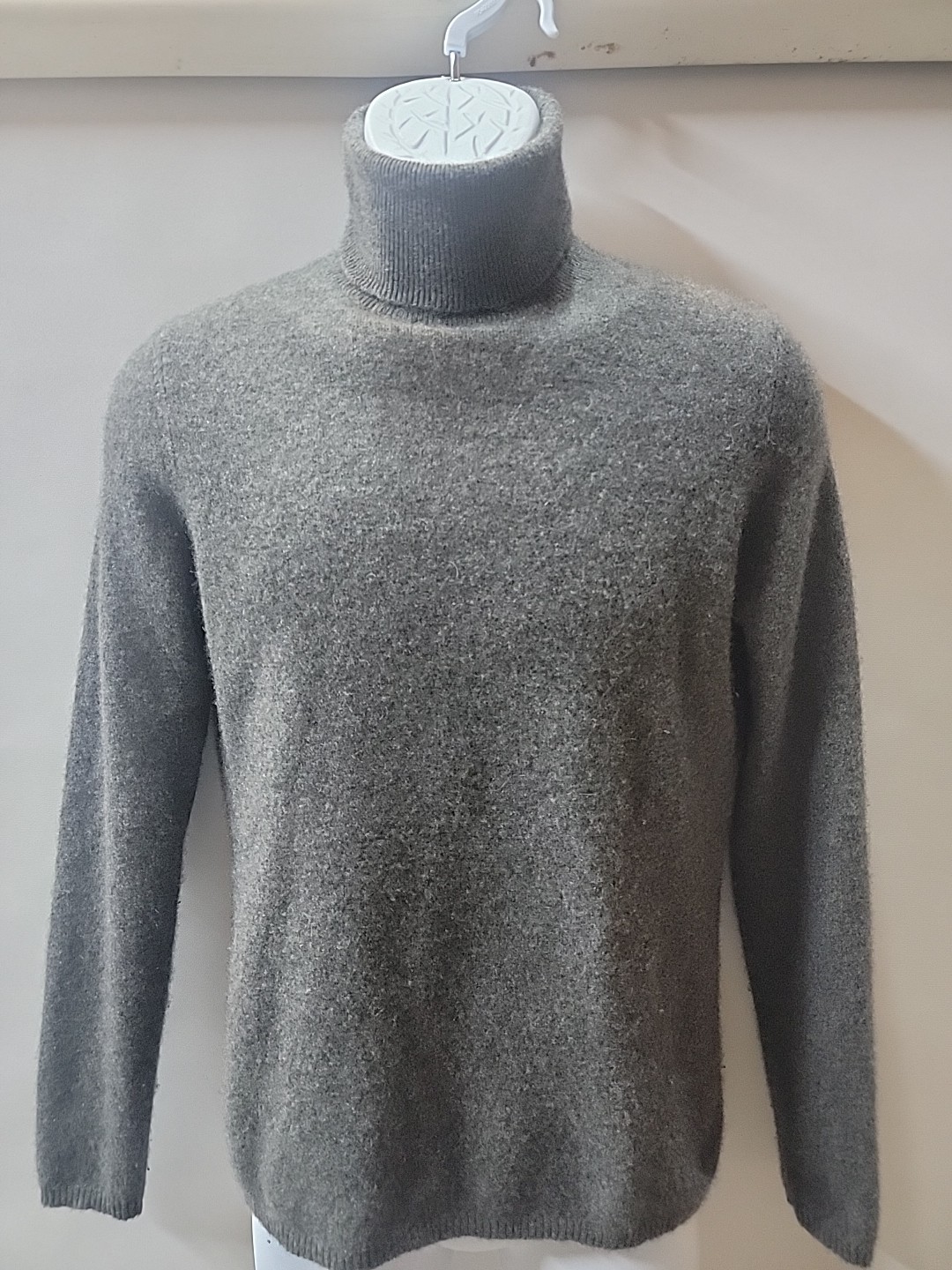 Cashmere Sutton Studios Large Turtle Neck Sweater Made In New Zealand