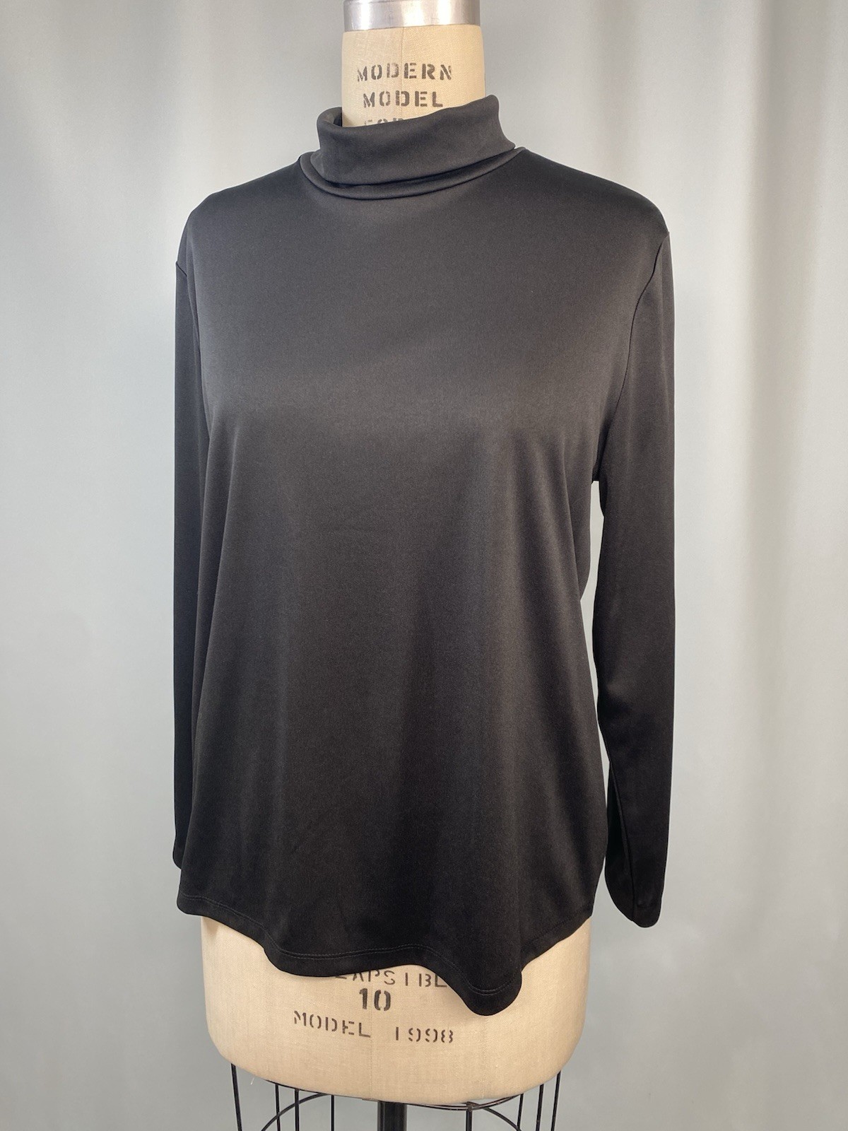 Vintage Women’s Top SIZE LARGE black poly knit VICKI WAYNE turtle neck 80s 90s
