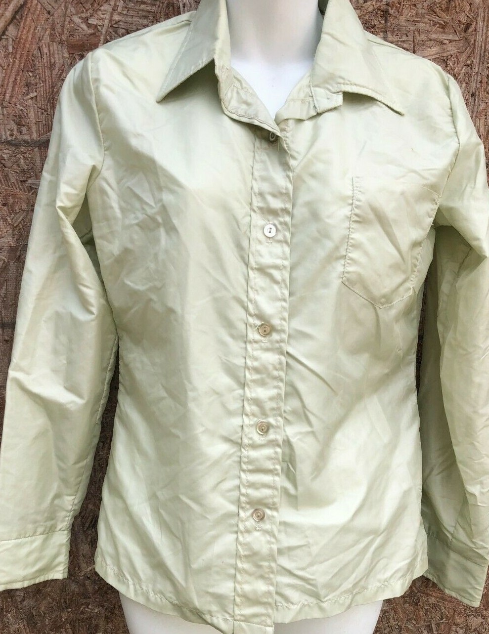 Roffe Ski Wear Blouse pale green Long Sleeve Nylon Vintage Small made in USA