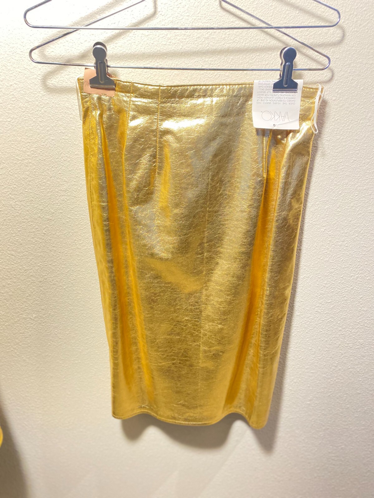 Vintage Leather Gold Llame Womens Jacket and Skirt – Vakko