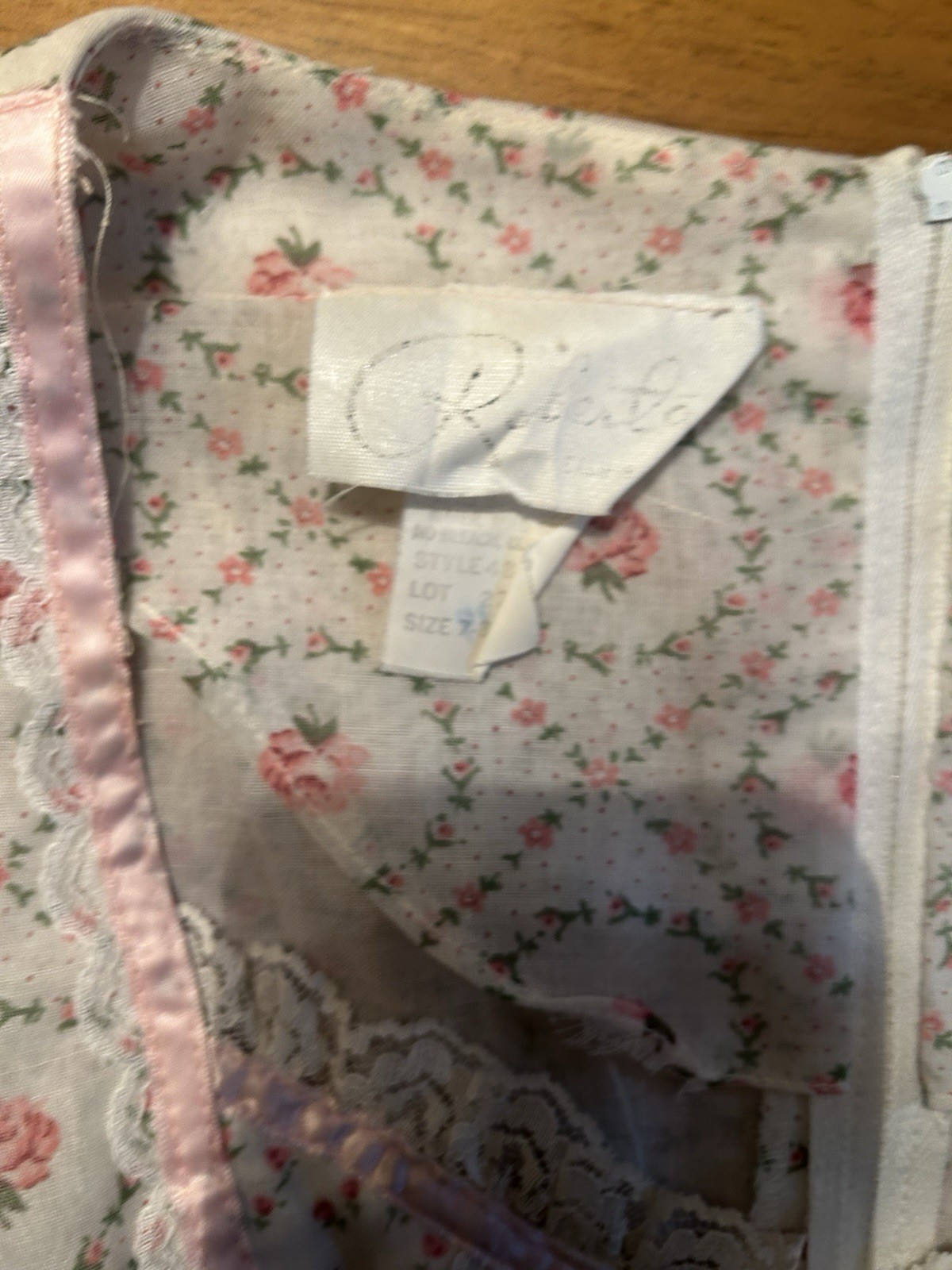 Vintage 1970s Prairie Lace Trim Floral Dress White Pink Green Size 8