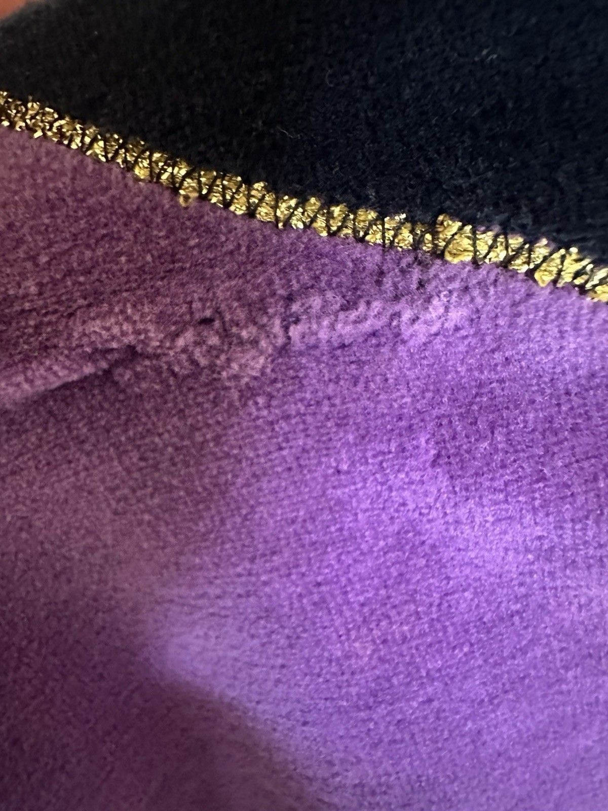 Vintage Purple Velour Women’s L Sweatshirt w/ Gold Studs & Detail Black Trim