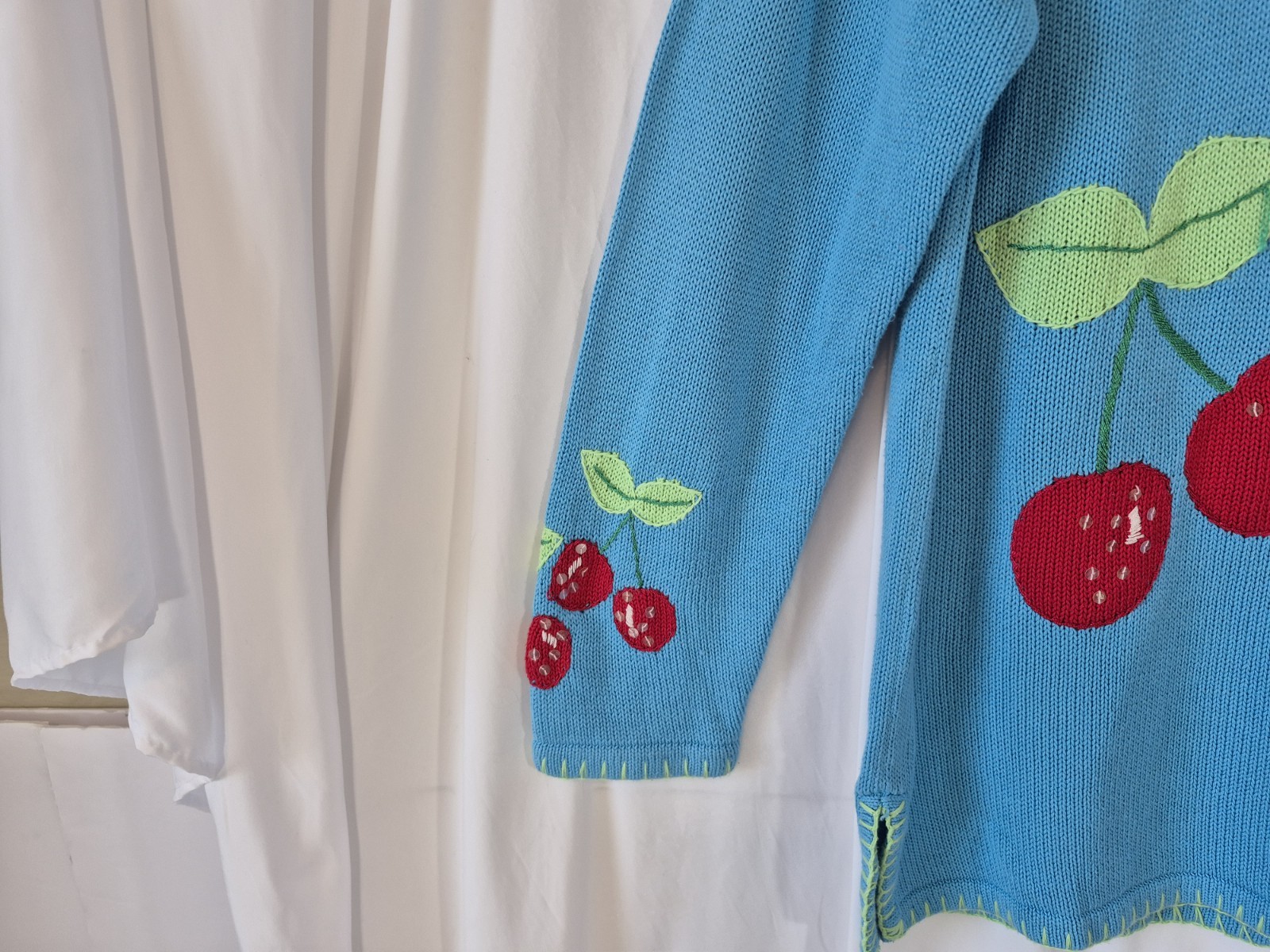 Vintage The Quacker Factory Blue Red Cherry Embroidered Pullover Sweater Large