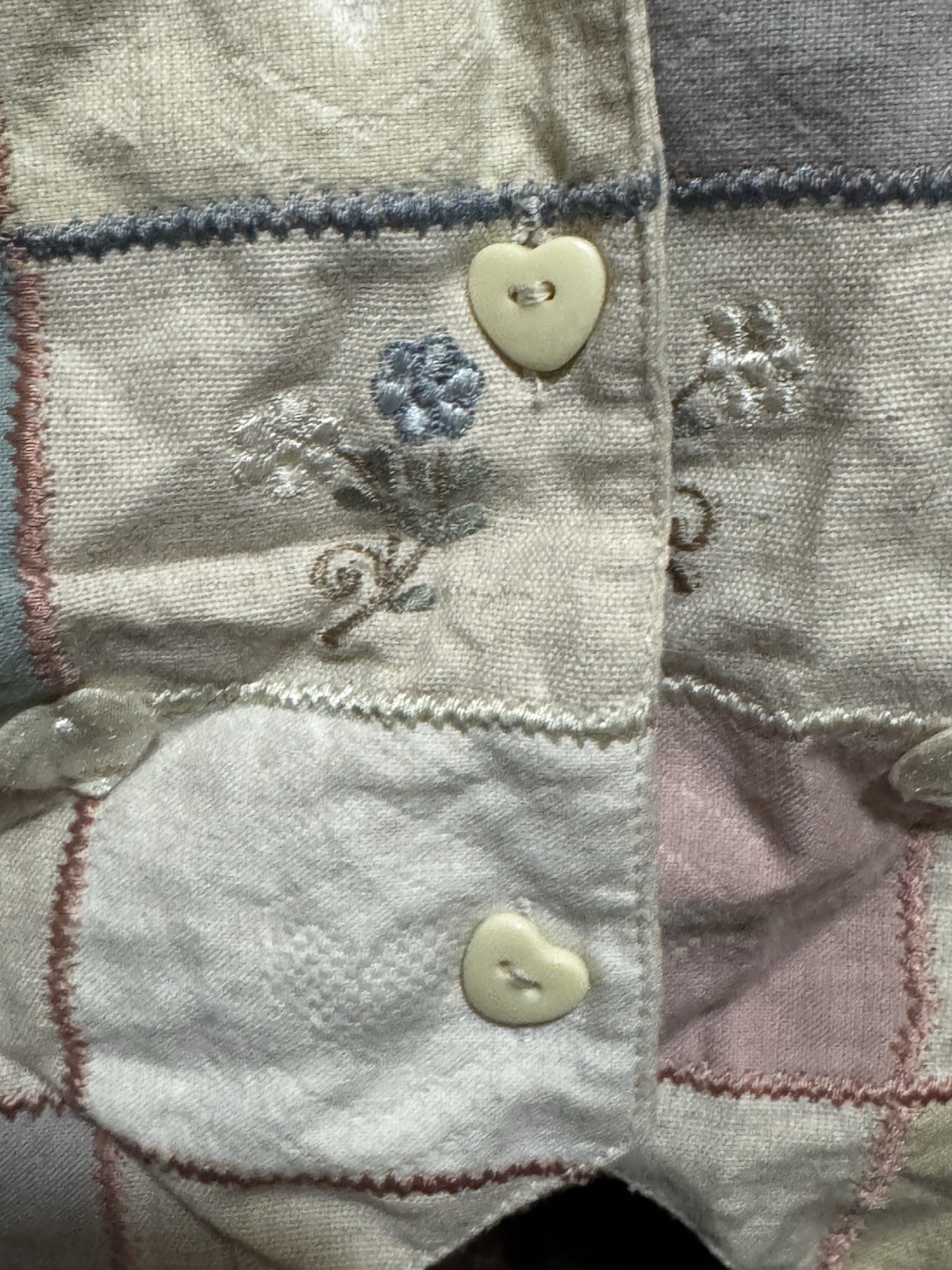 Tan Trums Hearts & Flowers Vest Cottagecore Lace Heart Buttons Cute Vtg 1990s