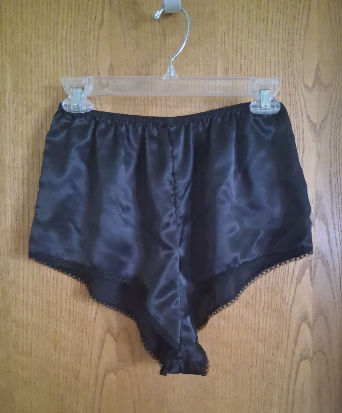VTG Val Mode Pajama Set w Robe Black Gray Made in the USA Sz Medium runs small