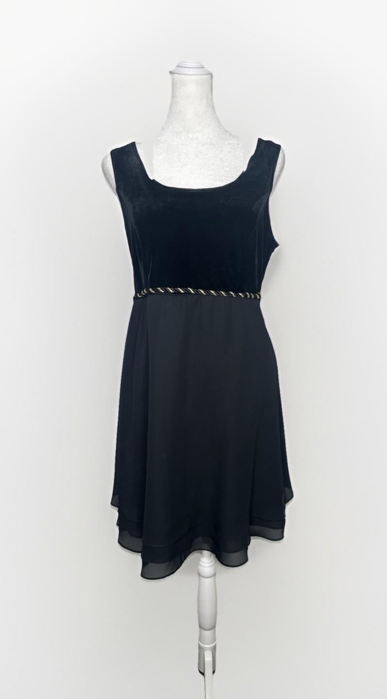 Vintage 90s Black Velvet CDC Evening Cocktail Dress