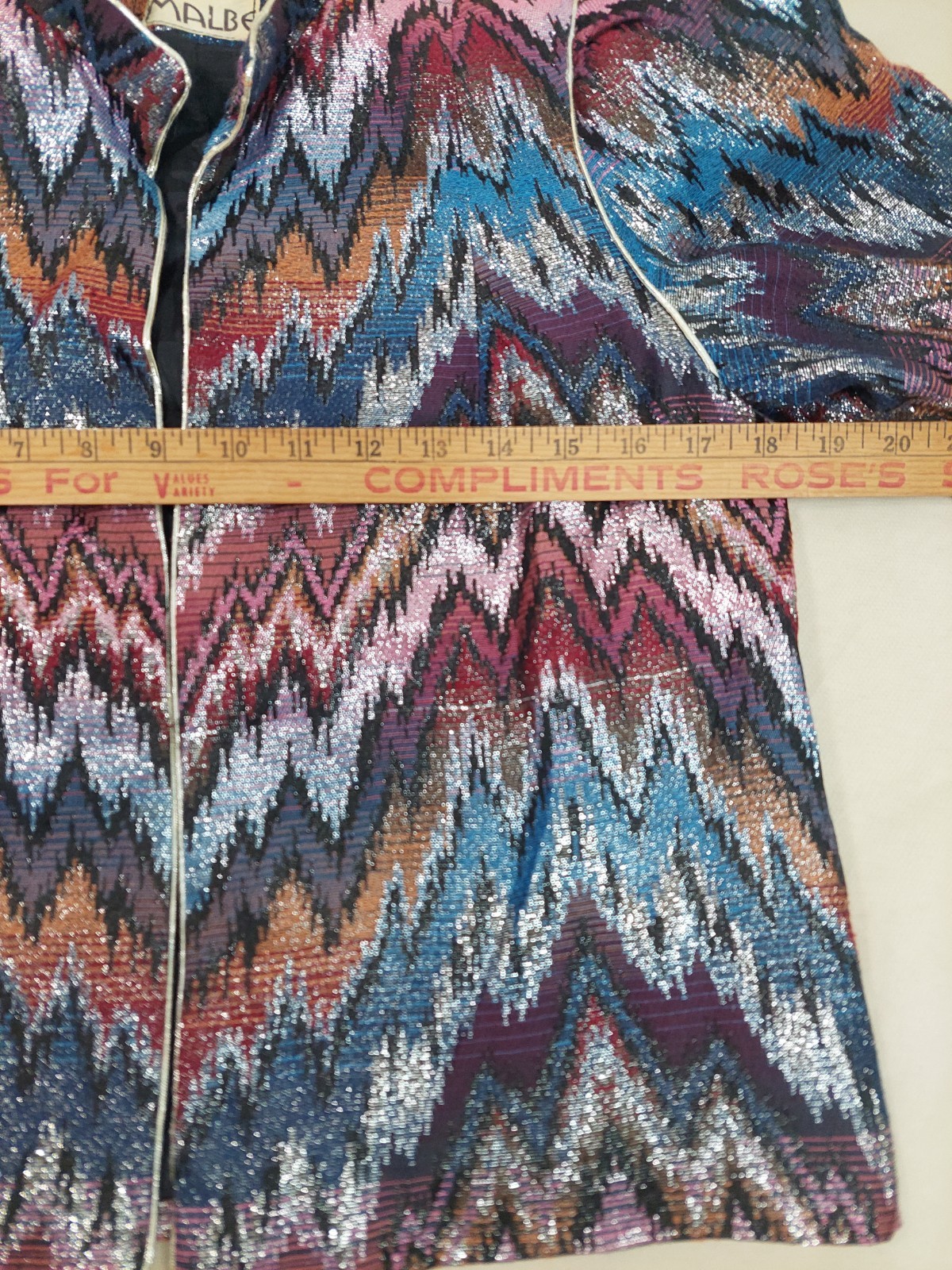 Vintage 80s Metallic Brocade Jacket Womens XS S Cropped Puff Sleeve Ikat Zig Zag