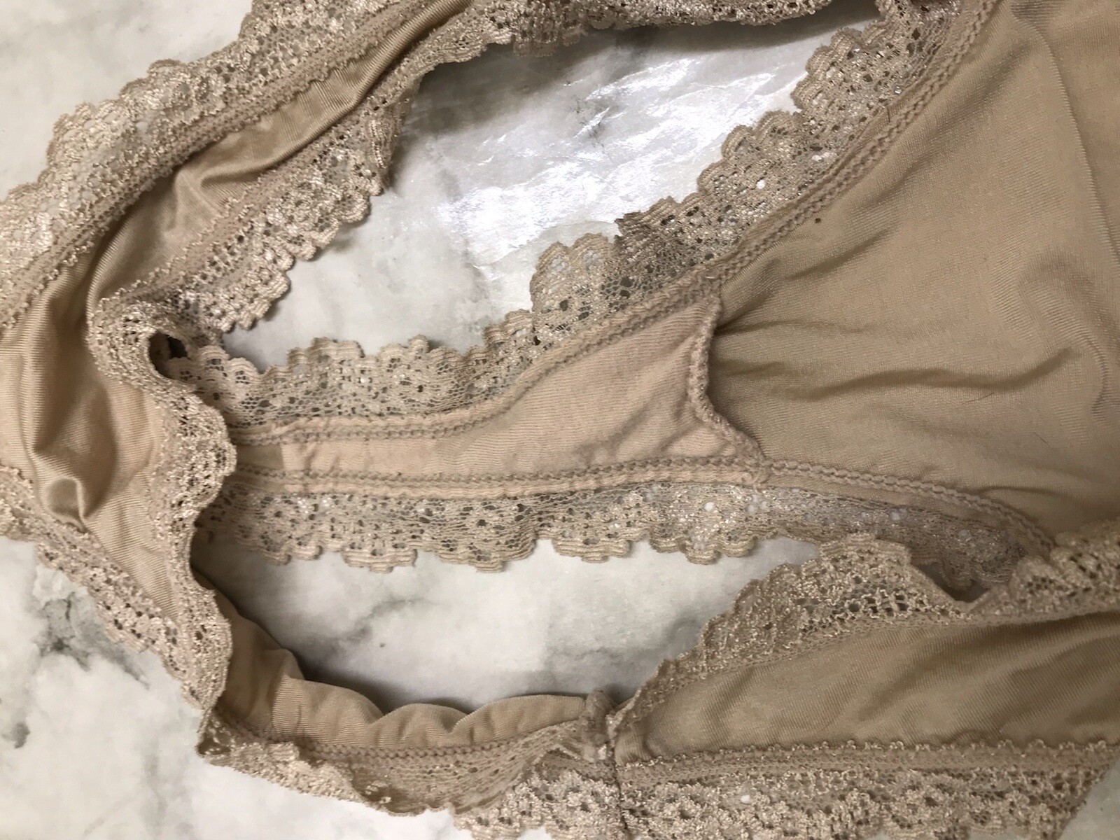 Silky Feel Thong String Smooth Lace Panties Brown Sz Medium Underwear w/ Bow