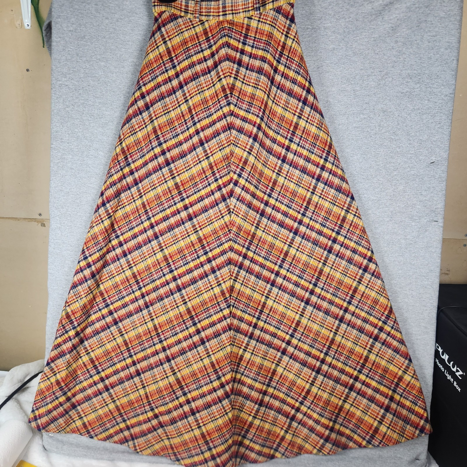 Vintage 1970s Women’s Century of Boston Orange Plaid Wool Blend Skirt Size 6 EUC