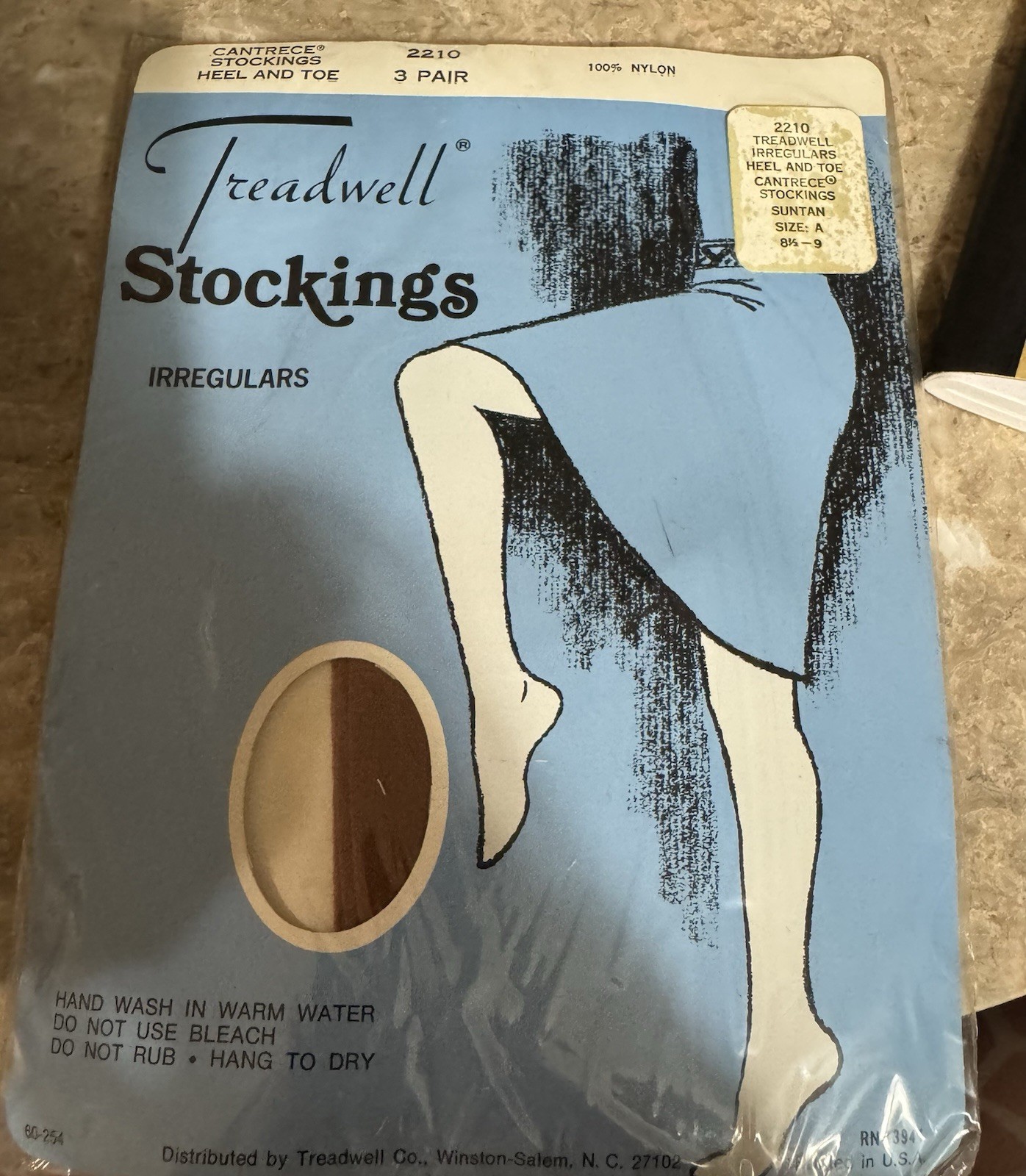 VINTAGE TREADWELL STOCKINGS! 3 PAIR. 8 1/2-9. SUN TAN . CANTRECE