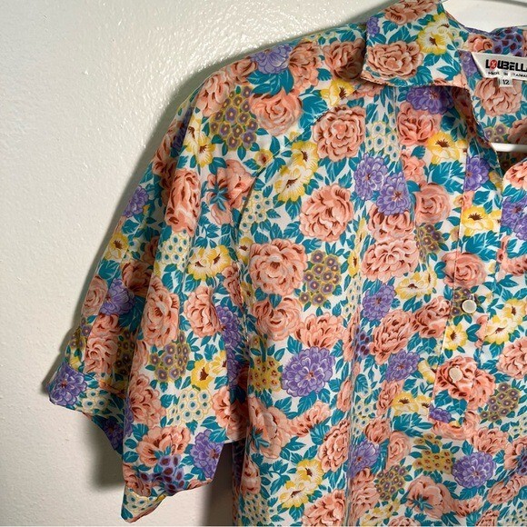 Vintage Loubella Women’s Size 12 Popover Blouse Purple Teal Floral Half Button