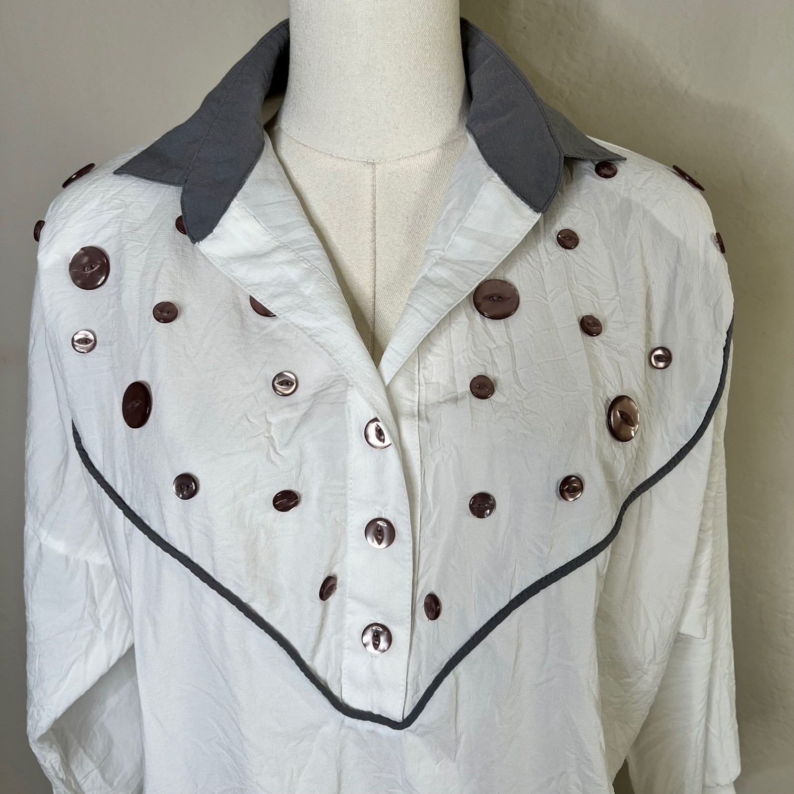 Regal Vintage 80s Western Pullover Top White Unique Button Detail XS Made in USA