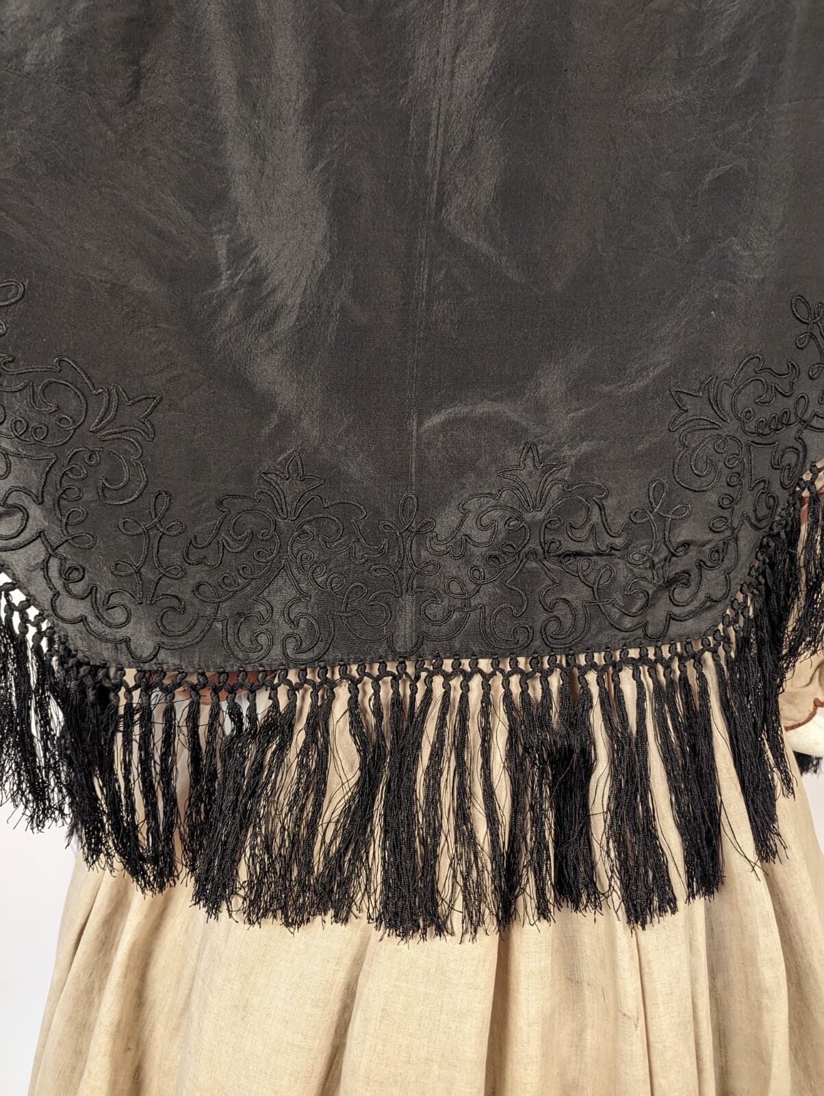 CIVIL WAR 1850’S BLACK SILK TAFFETA MOURNING MANTLE CAPE W SOUTACHE FOR DRESS