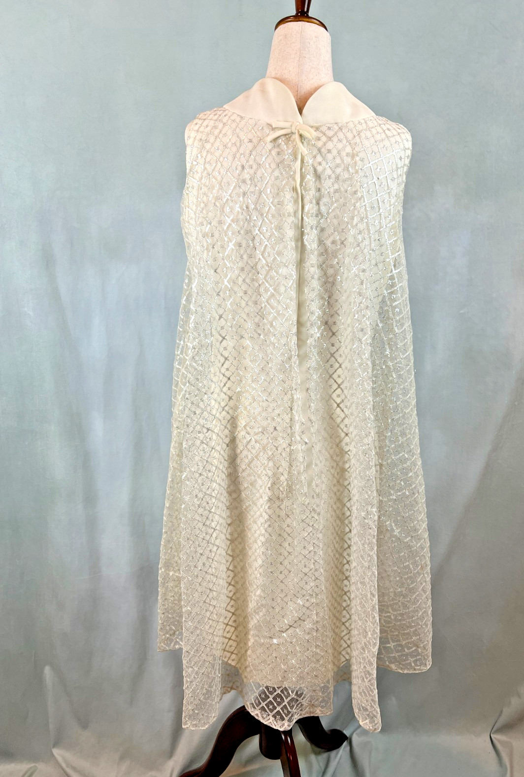 VTG 60’S DESERT FASHIONS LARRY SAKIN CREME SILVER LACE COCKTAIL WEDDING DRESS