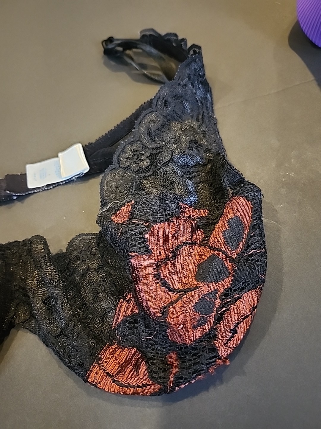 Vtg Victoria’s Secret Second Skin & Lace Multicolor Underwire Bra Size 36B