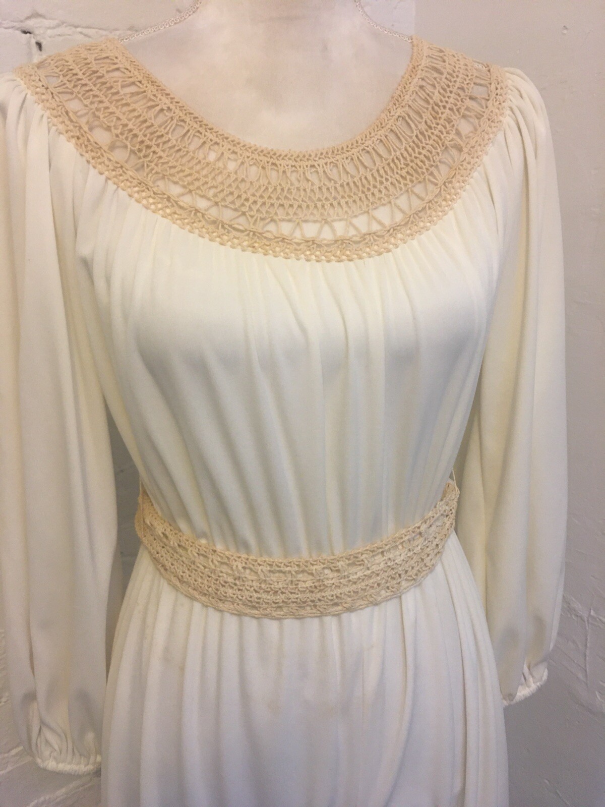 Vintage 70s rope trim wide leg jumpsuit ivory size s-m party cocktails