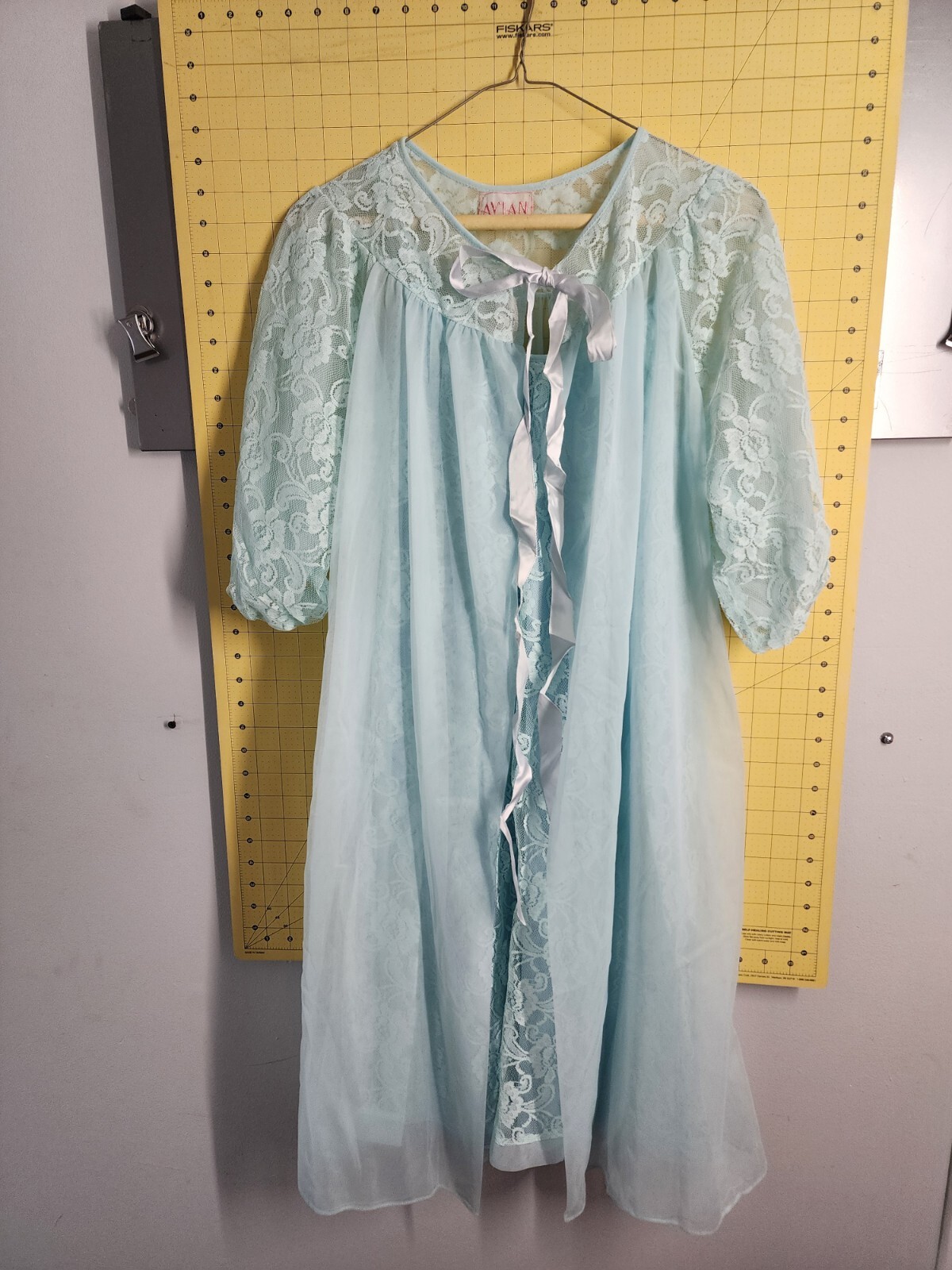 Avian Light Blue Peignoir Set Nightgown Robe Floral Lace Nylon Sz Small NWT