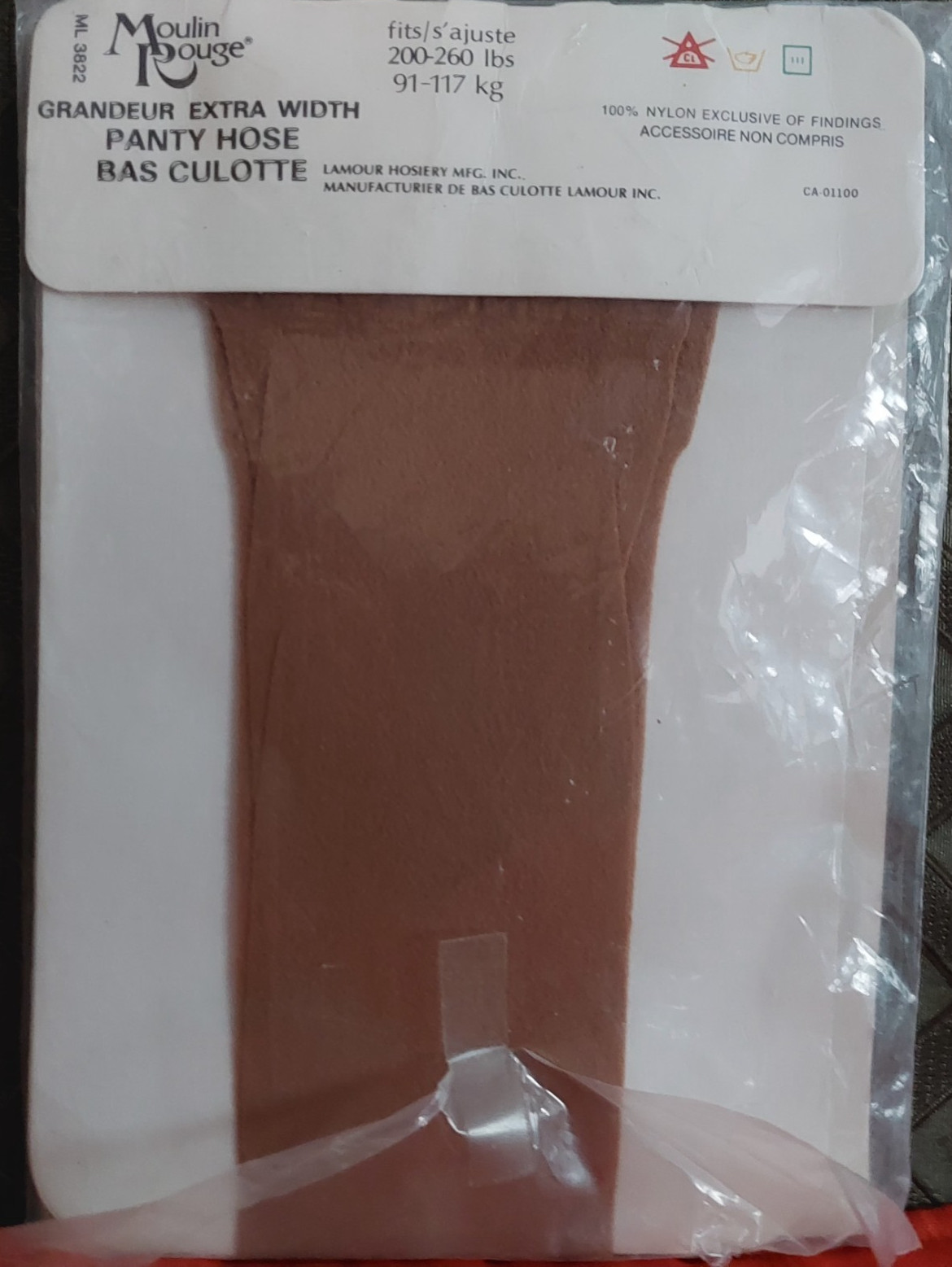 Vintage Pantyhose Rare Moulin Rouge Color Beige Queen 4X BFRIP2
