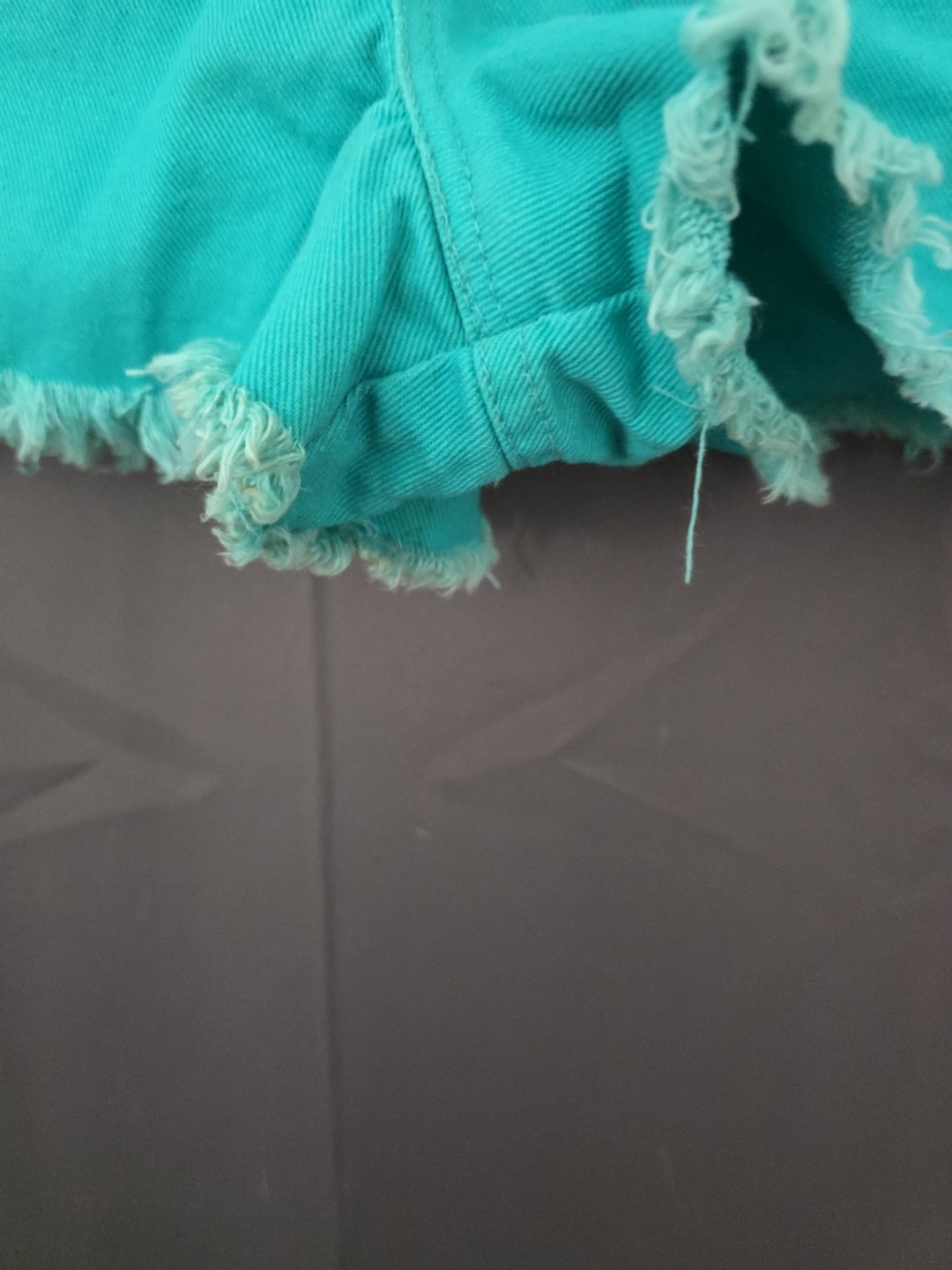 Vintage Bonjour Women’s Junior 7/8 Shorts Teal Denim Jean Fray Hem