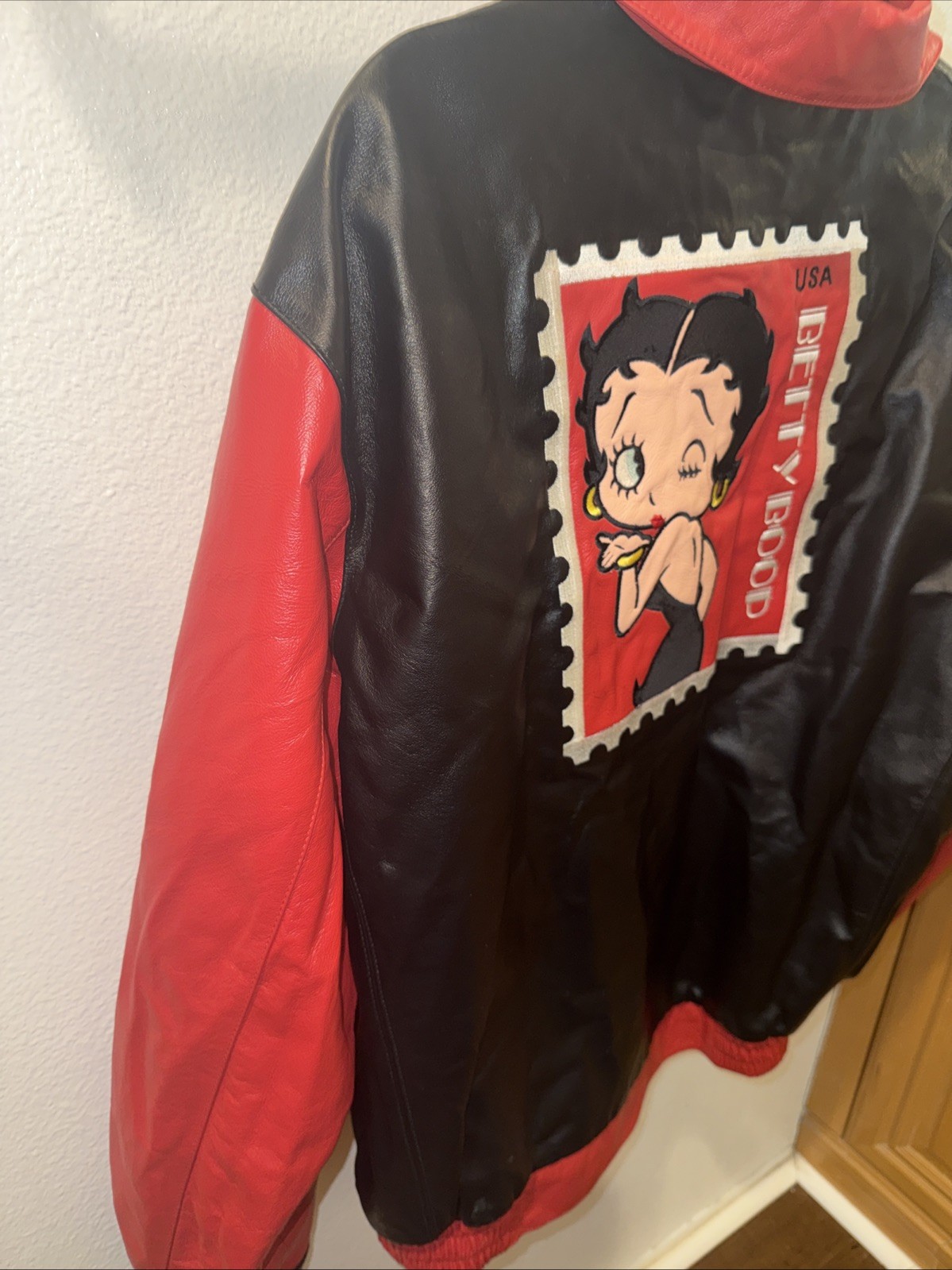 Authentic Vintage Y2K Betty Boop Women’s Leather Jacket By American Toons Size L