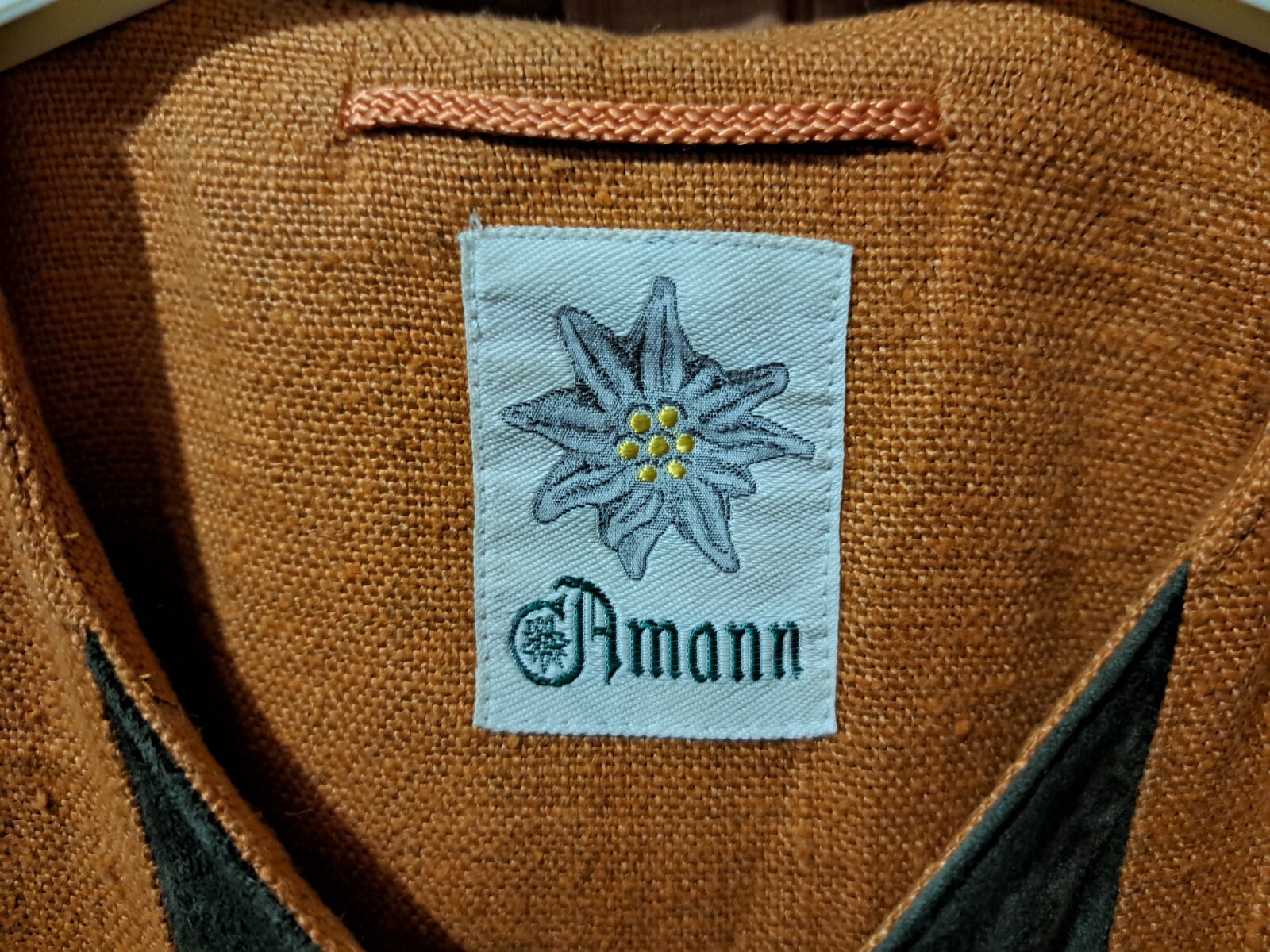Amann Germany Bavarian Women’s Linen Jacket, Edelweiss, Suede Inserts, Trachten