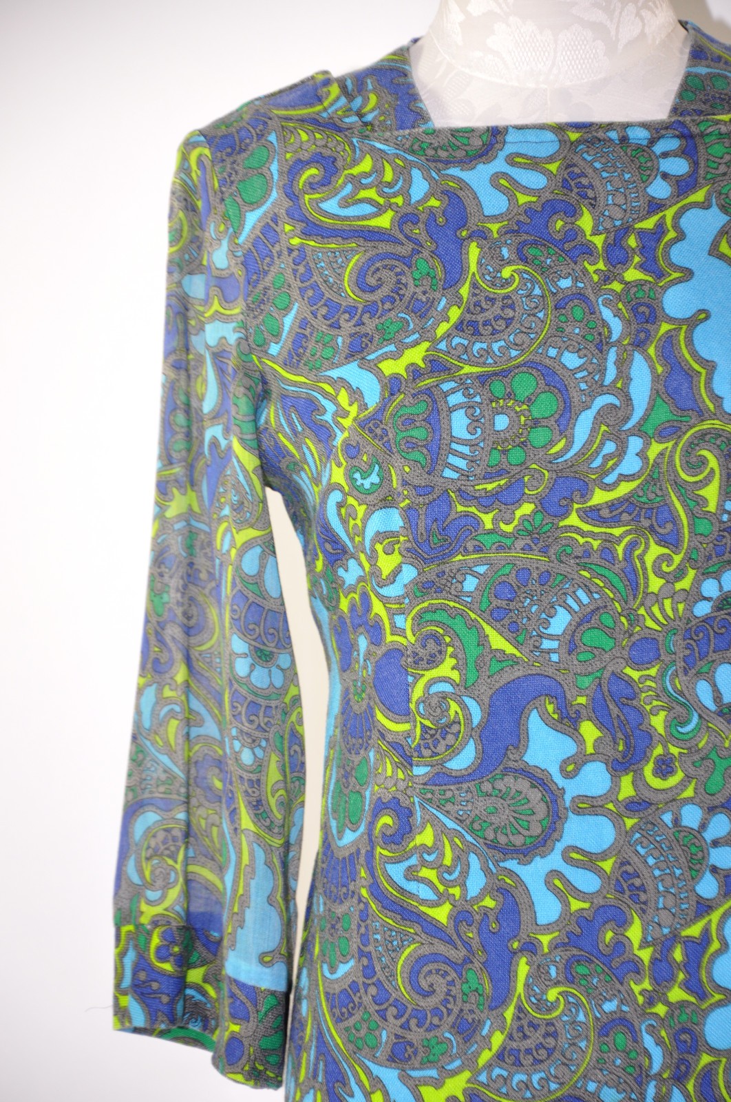 60s Vintage Blue Green Paisley Sheer Bell Sleeve Sheath Wiggle Day Dress Women S