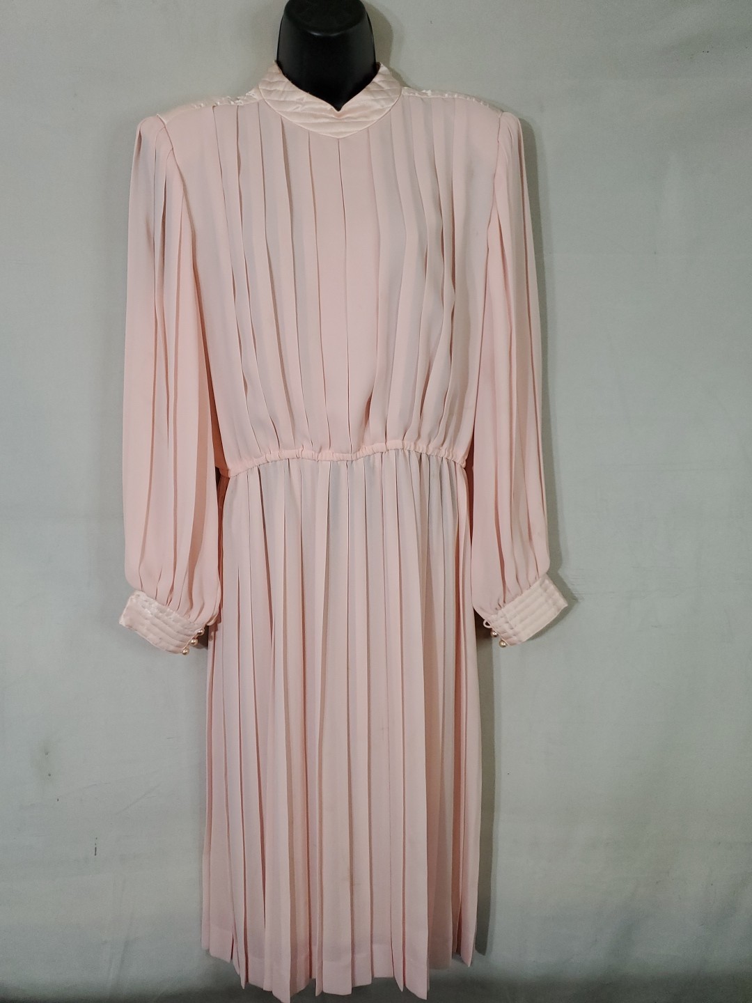 Vintage 60s 70d Liz Petites Dress Women’s Size 10 Pleated Pastel Pink Read