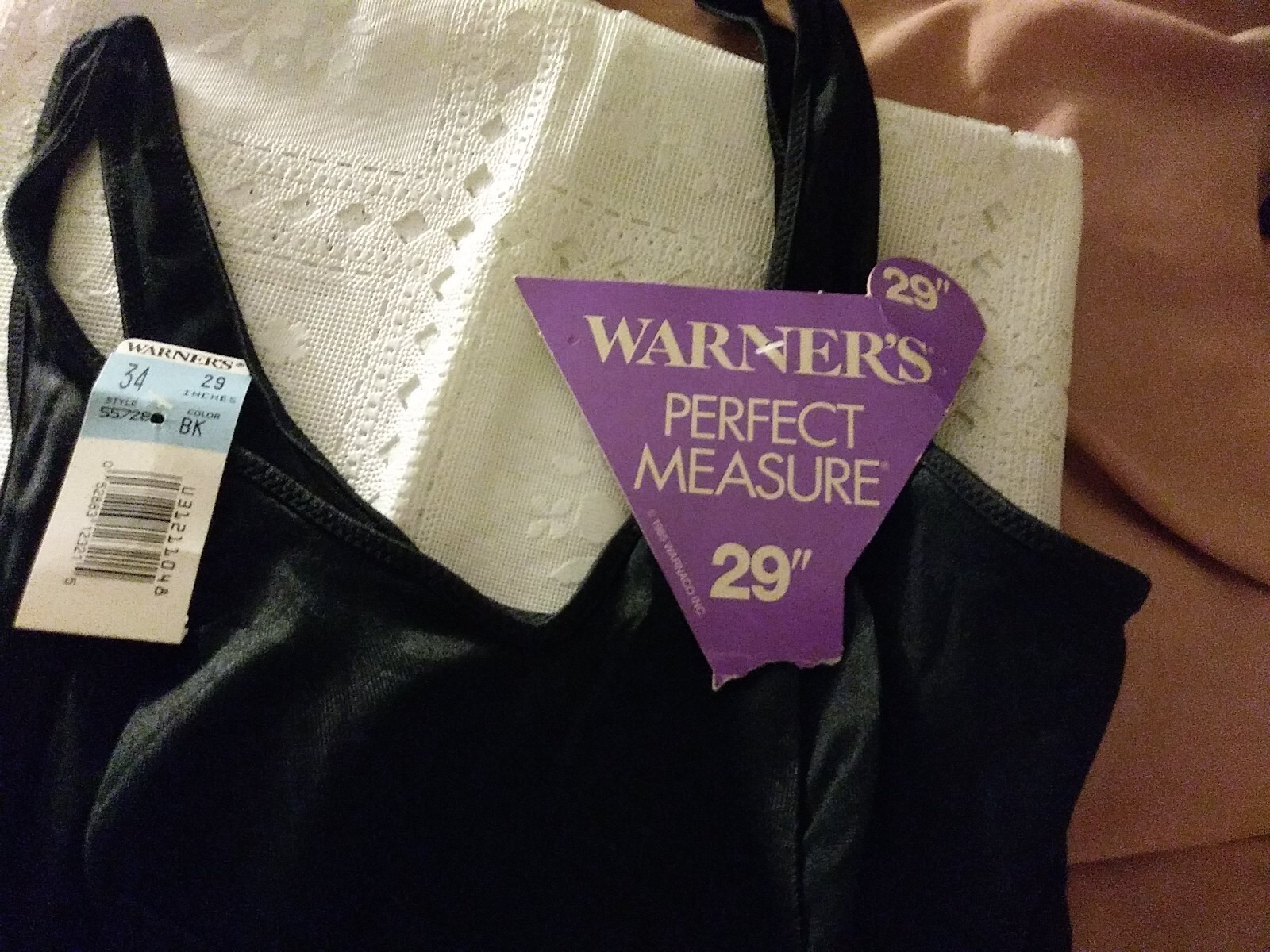 Warners Perfect Measure Full Black Slip Size 34, length 29 Style 55728 NWT