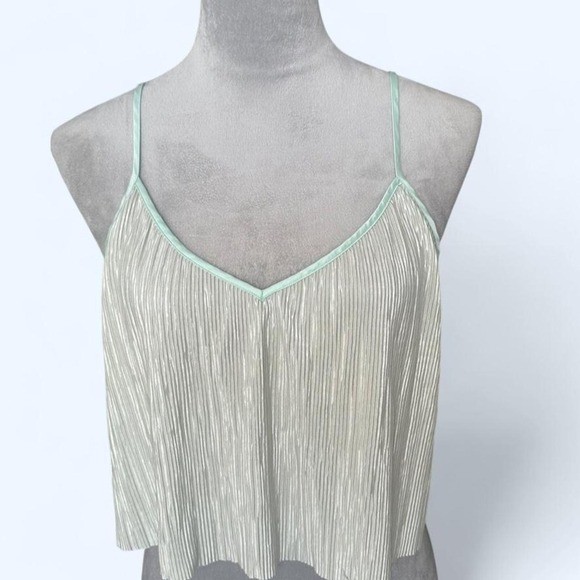Victoria’s Secret Mint Green Accordion Pleated Camisole Tank Top Size L