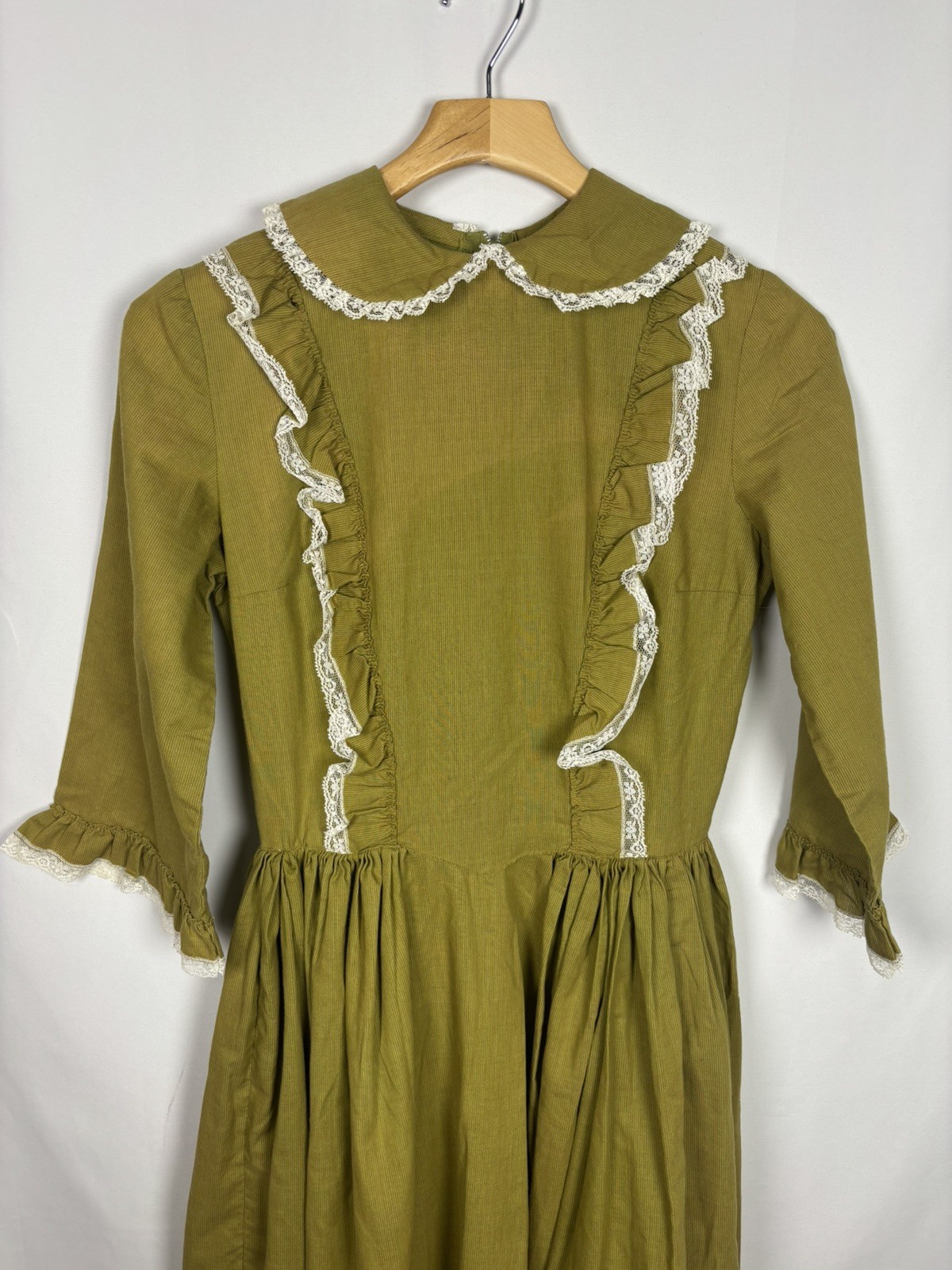 Vintage Boho Maxi Prairie Dress Olive Green Gunne Cottage Size Small/4