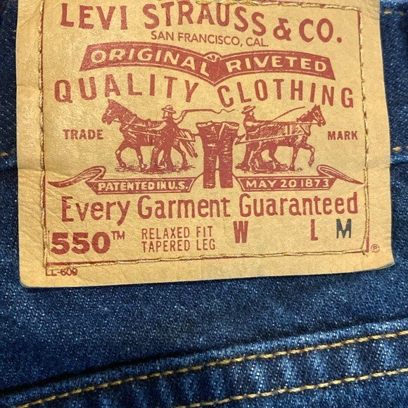 Levi’s vintage relaxed fit tapered leg 550 jeans 12 usa made