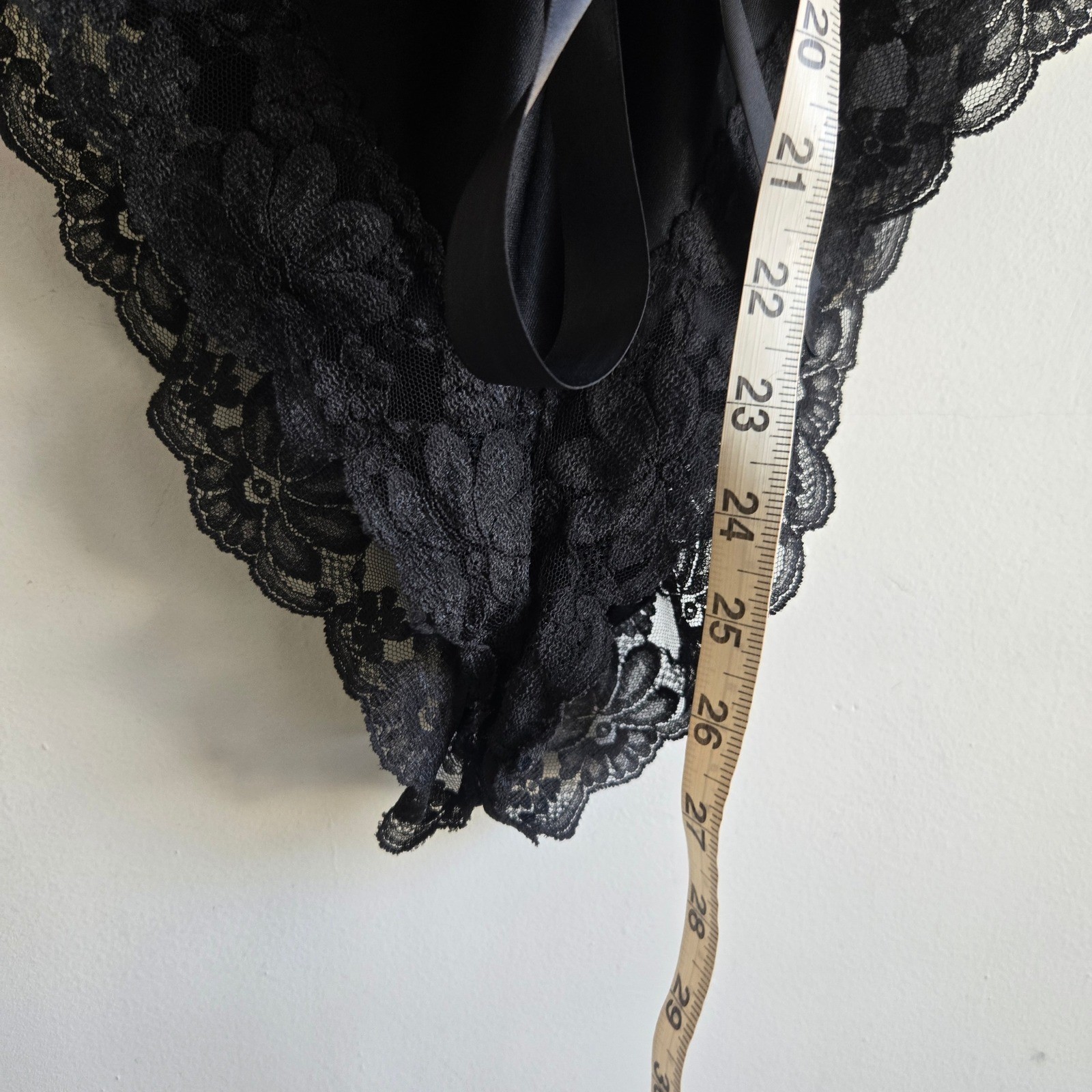 Dolores S Poirette Medium Teddy Bodysuit Womens Black Excellent Lace Ruffle Vtg