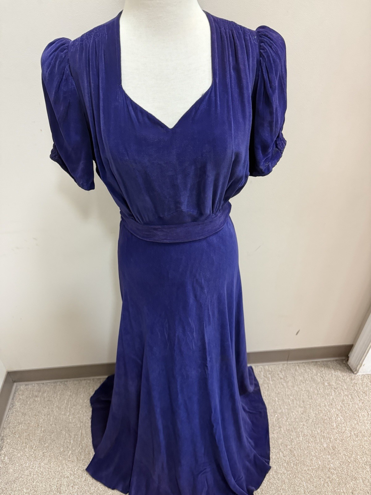 1930S Crêpe Velvet Evening Dress. In Fair Condition, A Little Fading Size Small