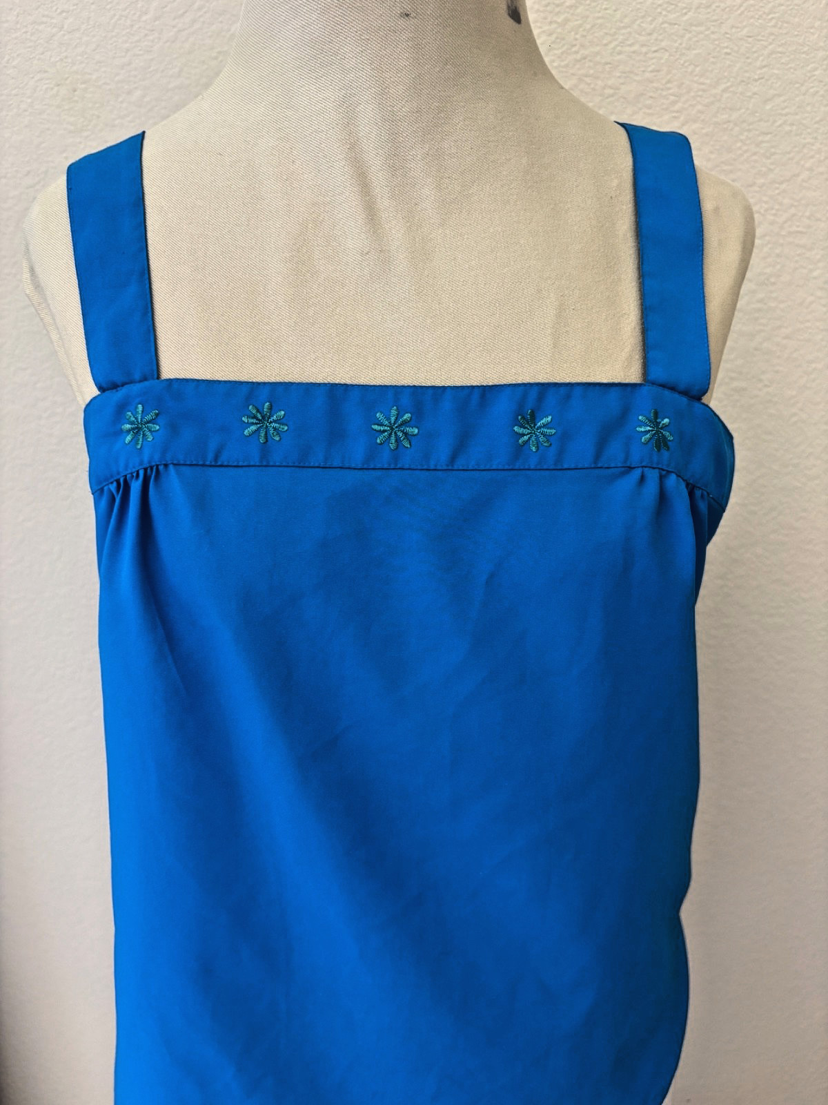 1980s Vintage Ship’n Shore Blue Smock Tank Top M Flower Thin Boho Rockabilly