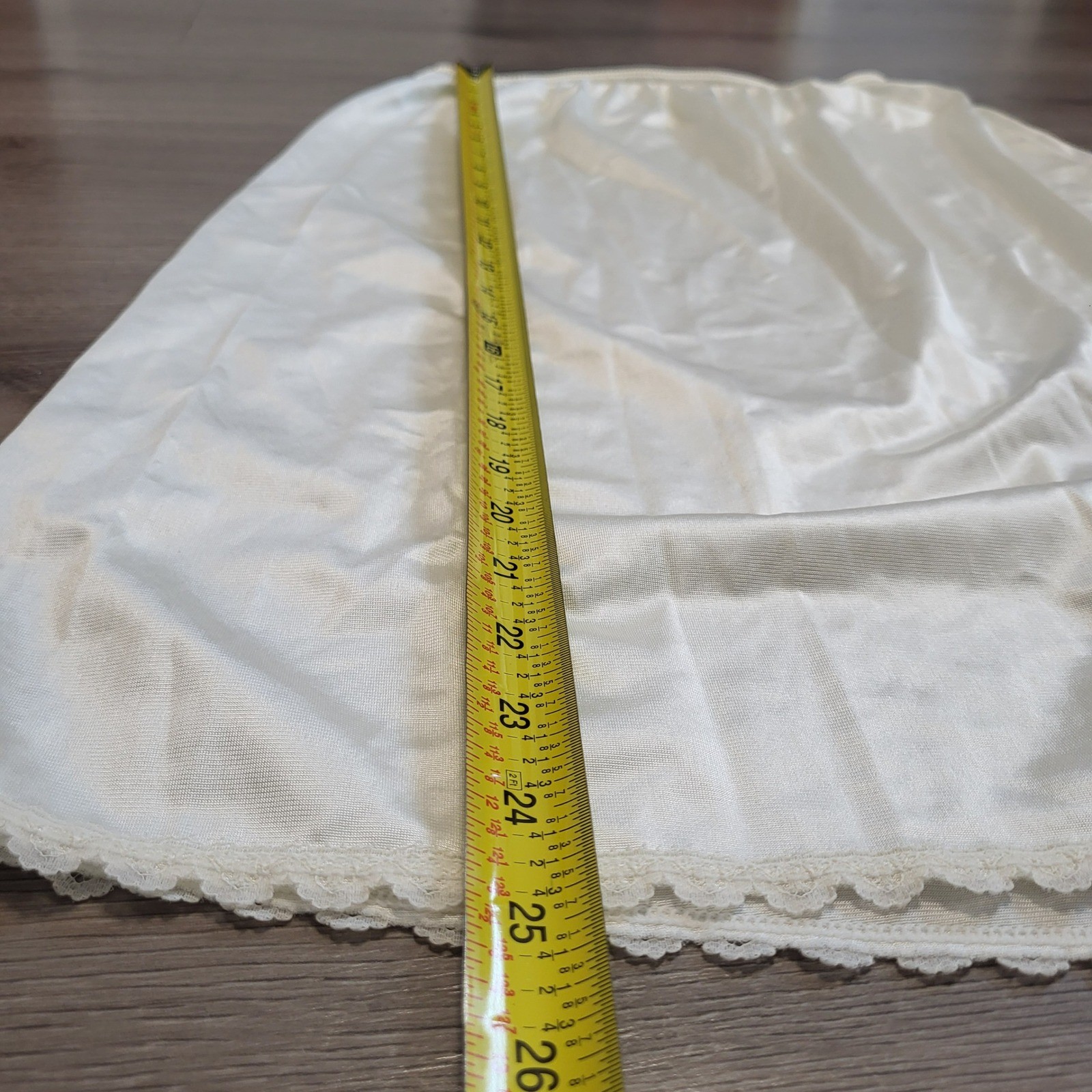 Warners Vintage White Antron III Nylon Lace Trim Half Slip Skirt size Large