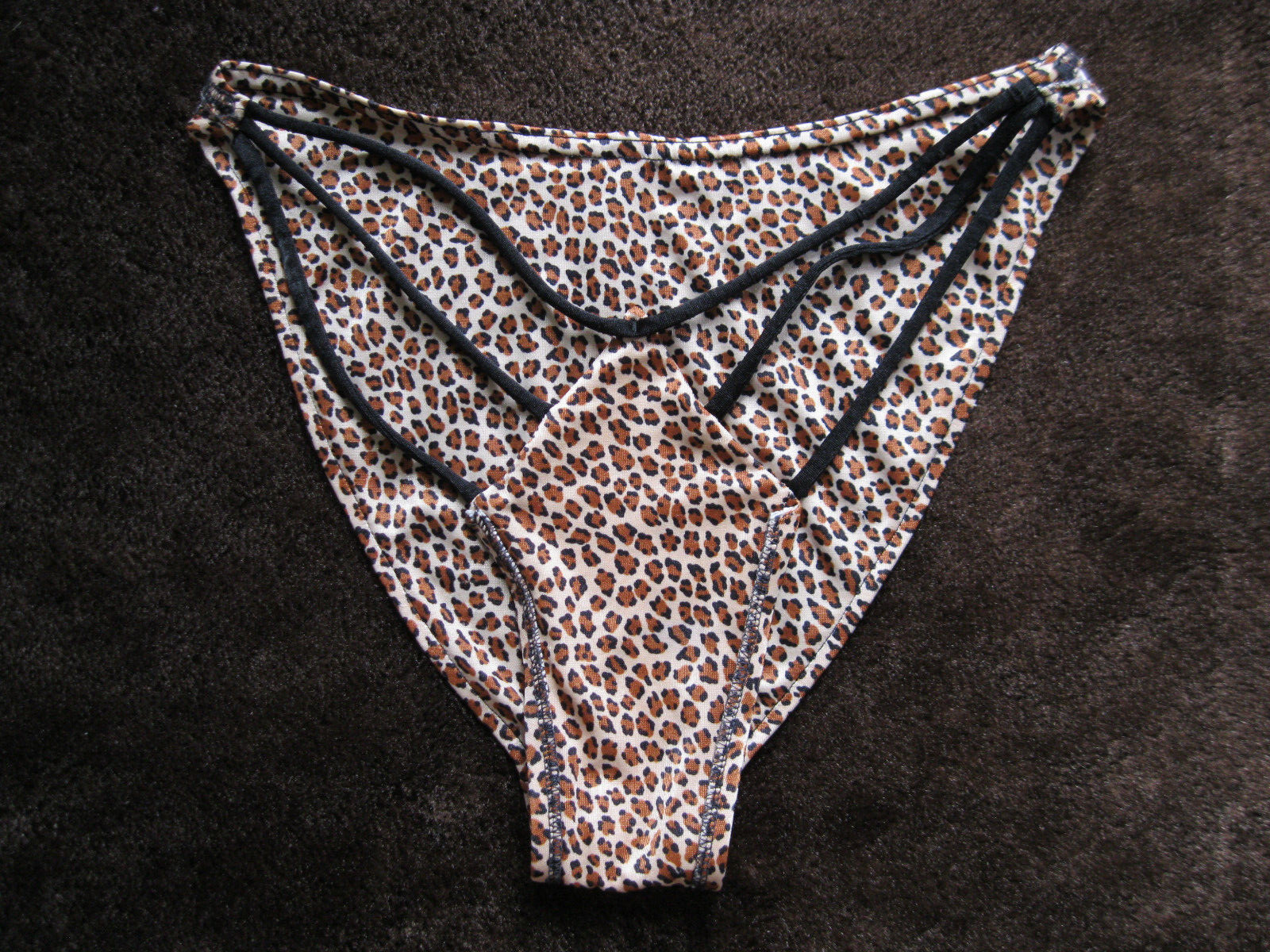 Vintage 1984 Hot & Sexy Animal Print Bikini Bottoms/Panties Size Med. Rare MEOW!