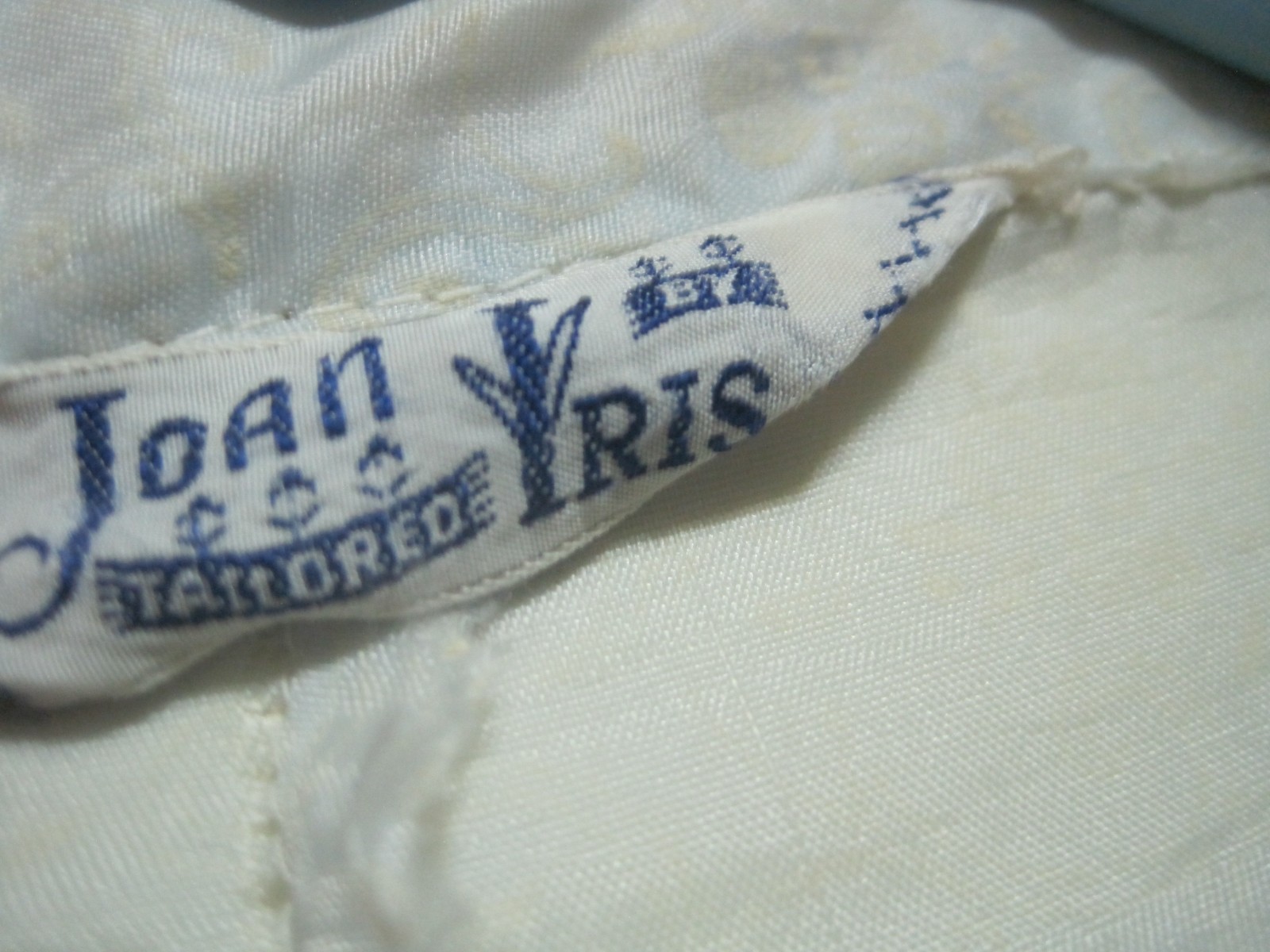 1950s TAILORED BY JOAN IRIS House Coat /Robe BLUE WHITE FLORAL SEMI SHEER SH SL