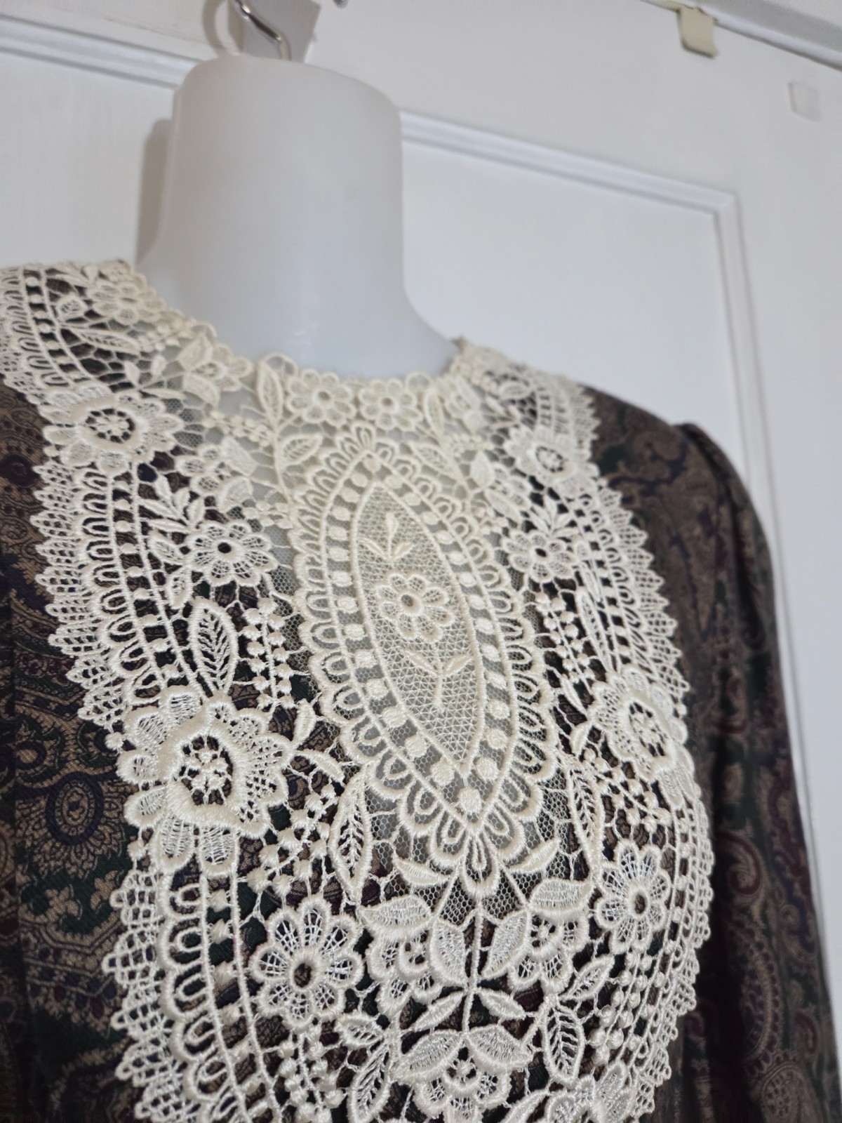 Vintage SCOTT McCLINTOCK Floral Midi Dress Lace Bib Victorian Cottagecore Size 4